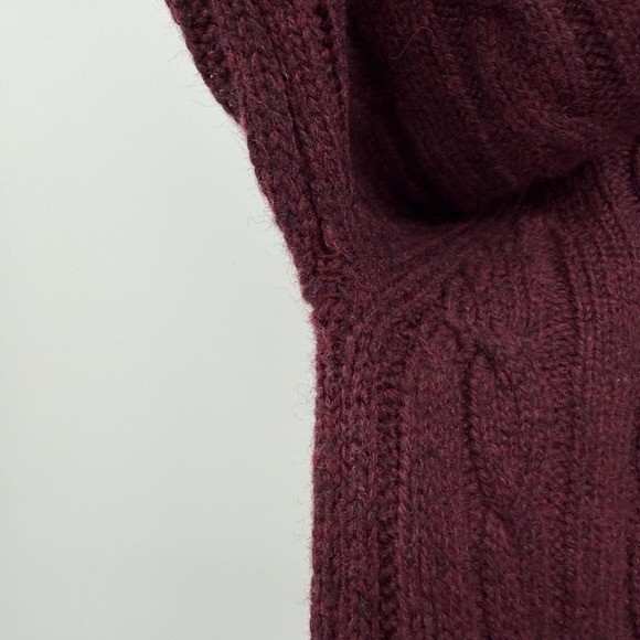 LL Bean Sweater Mens Large red Lambswool Cable Knit Grandpa Old Money Outdoor