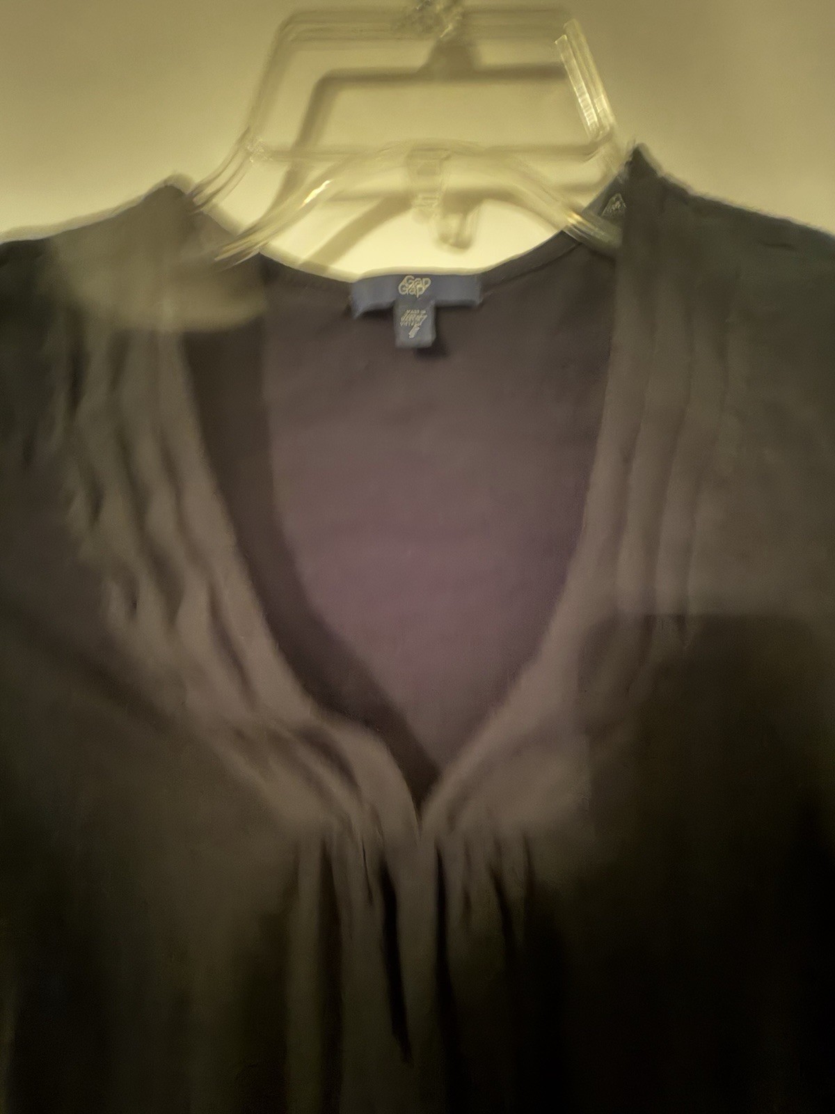 Gap Black Solid V-Neck Pleated Puff Short Sleeve Pullover Blouse S Women