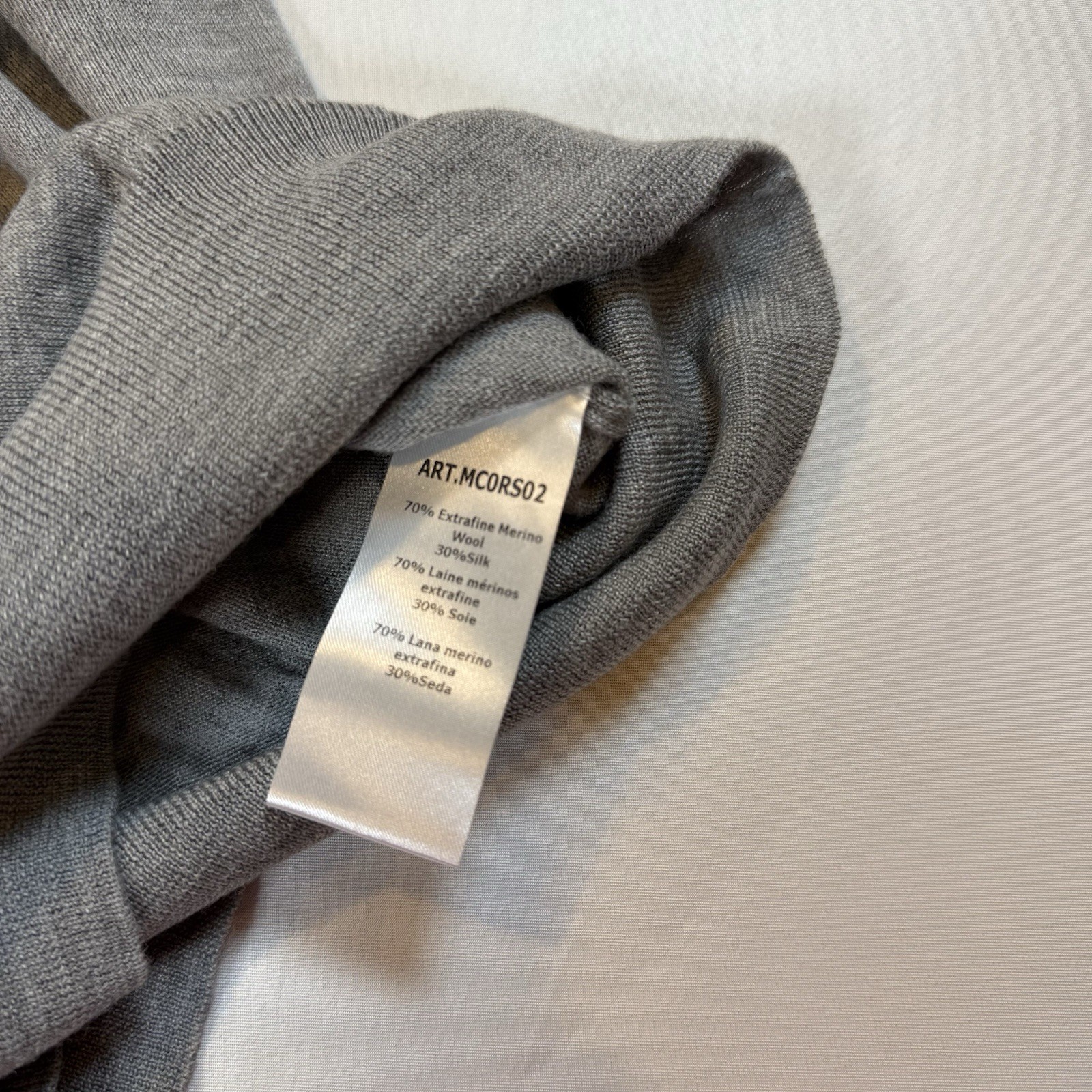 Peter Millar Merino Wool & Silk Crew Neck Sweater Size Small NWT $298