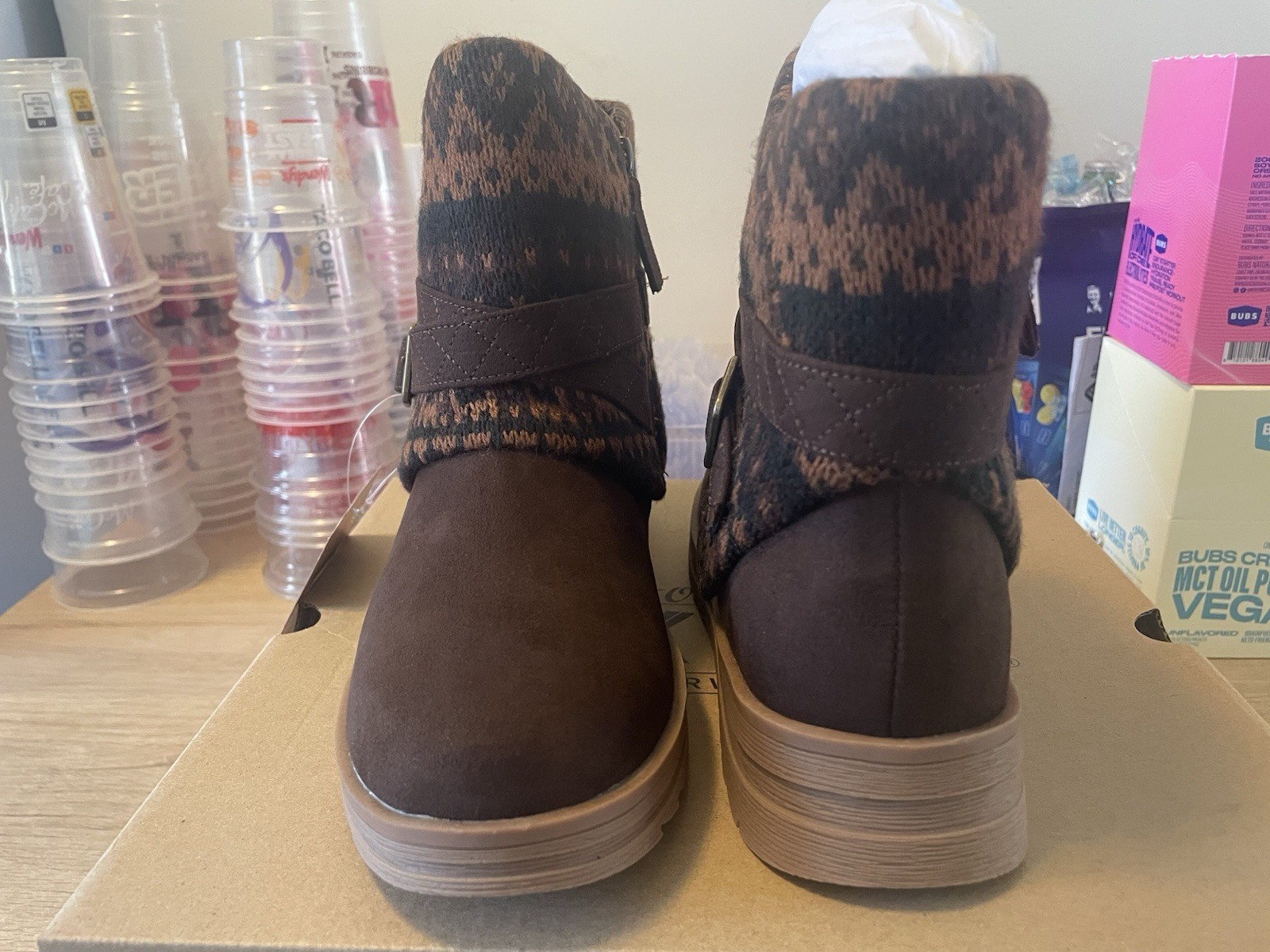 MUK LUKS Women’s Brown/Black Fair Isle Knit Cuff Lined Zip Buckle Bootie 8