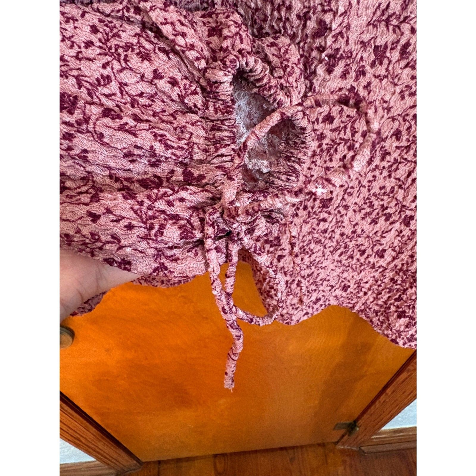 LOFT Floral Ruffle Tie Cuff Top Medium Pink Crinkle Texture Long Sleeve Blouse
