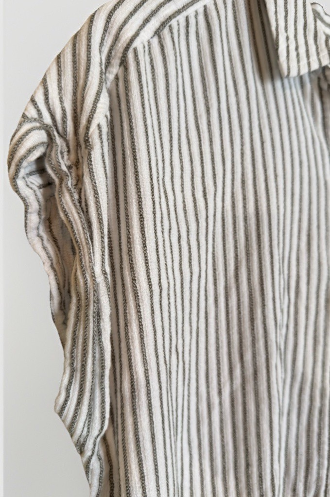 SONOMA Women’s M White Striped Short Sleeve Button-Up Shirt Cotton Rayon casual