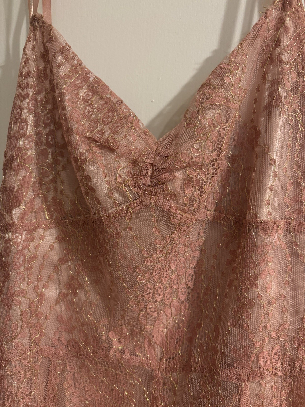 Ann Taylor Women’s pink/Gold Metallic Lace Ribbon Straps/belt Size 4