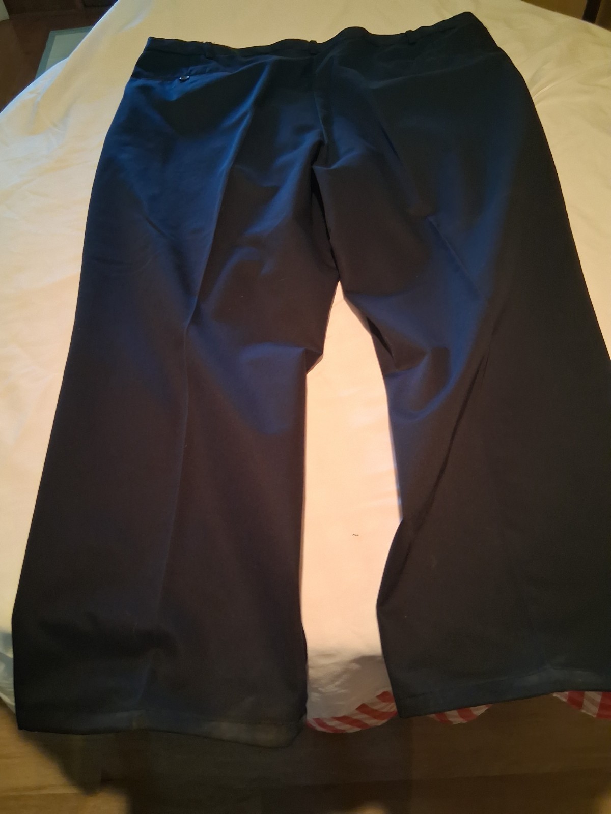 Haggar Pleated Men’s Slacks Adjustable Waistband Size W 46 – L 30 Navy color
