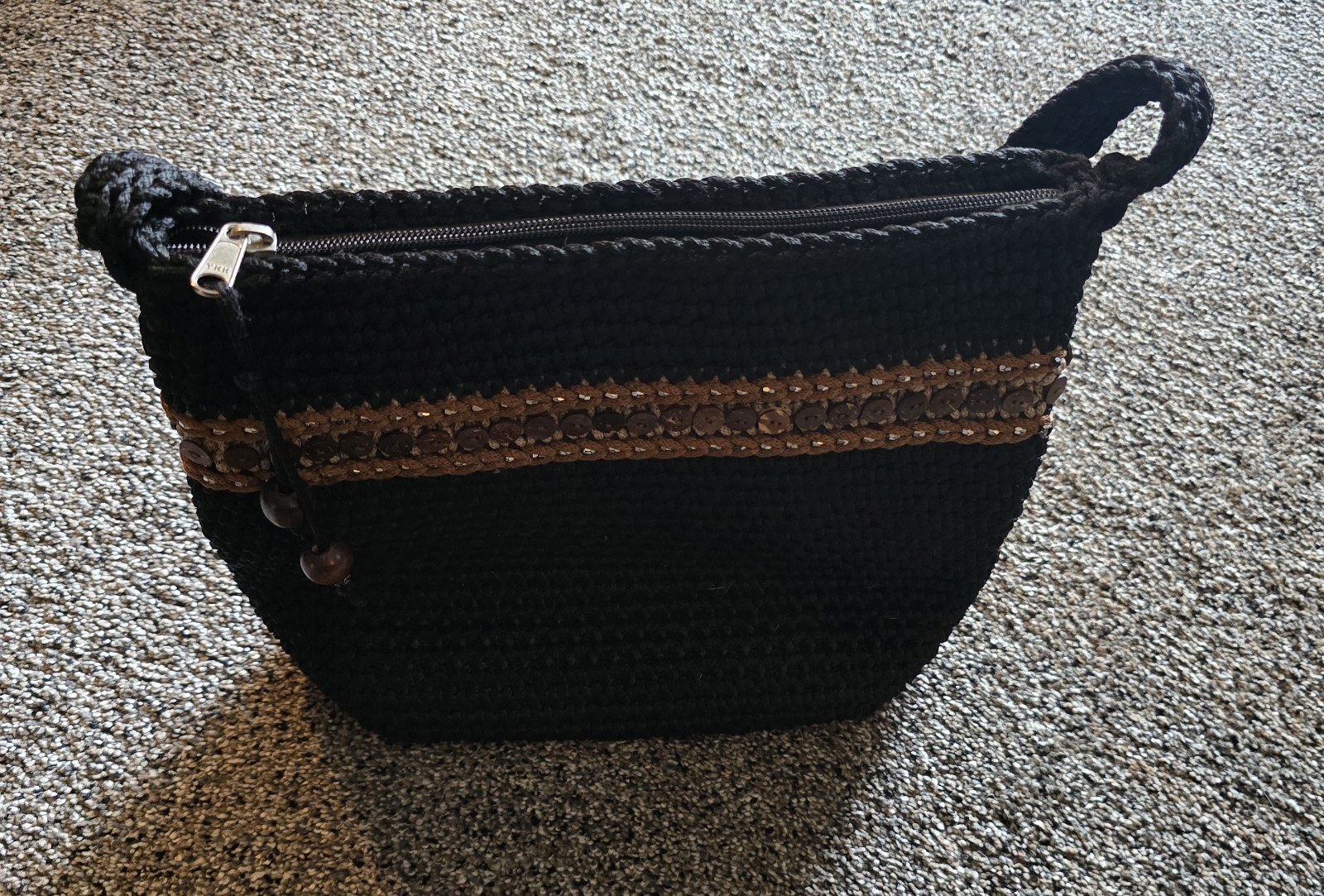 Vnt 90s Boho Macrame/Crochet Purse Coconut Shell Buttons Teddy Bear Int. – EUC
