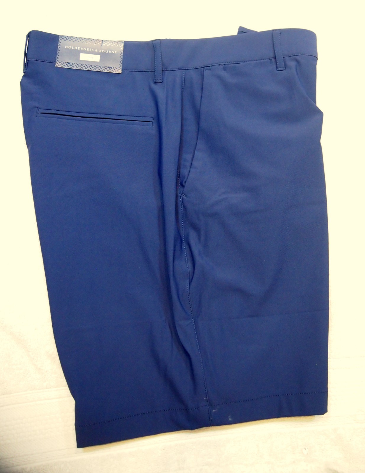 Holderness & Bourne Performance Fabric Slater Shorts NWT 34 $120 Navy