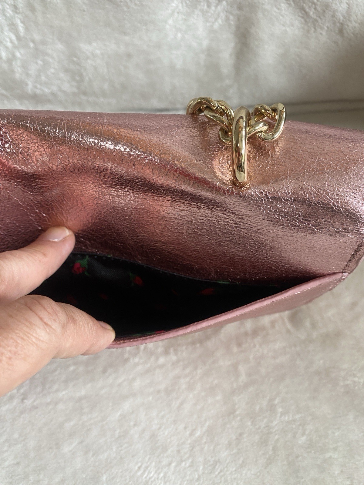NWT Betsy Johnston Pink Gem-Embellished HORSESHOE Crossbody Bag with Chain Strap
