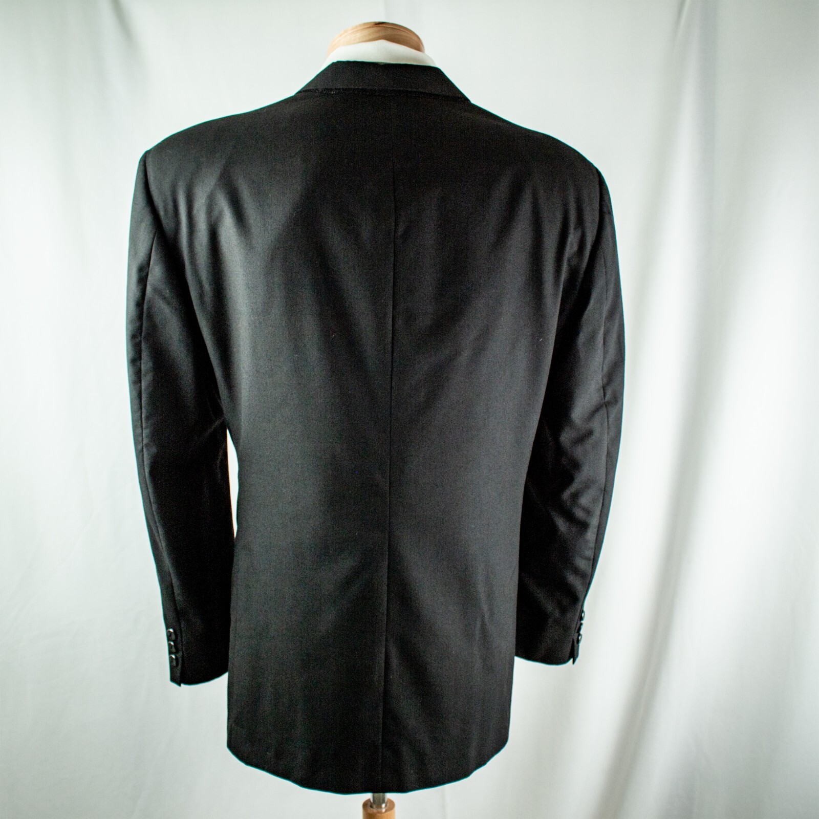 JEFF & CO Black Satin Striped Double Breasted Tuxedo Suit Size 40L 38″W x 32″L