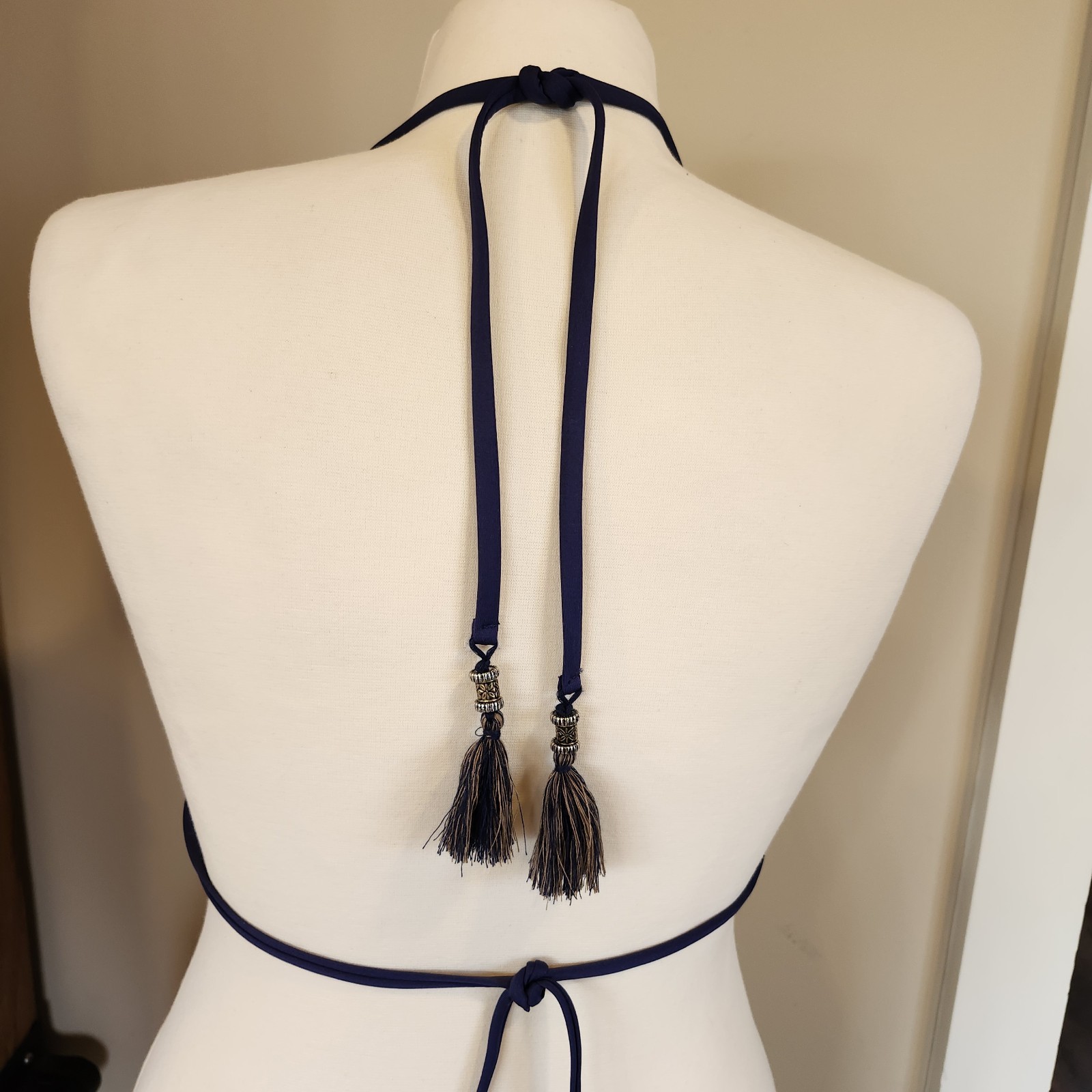 Becca Rebecca Virtue Crochet Triangle Tassels Bikini Top Navy Tan Size S/M EUC