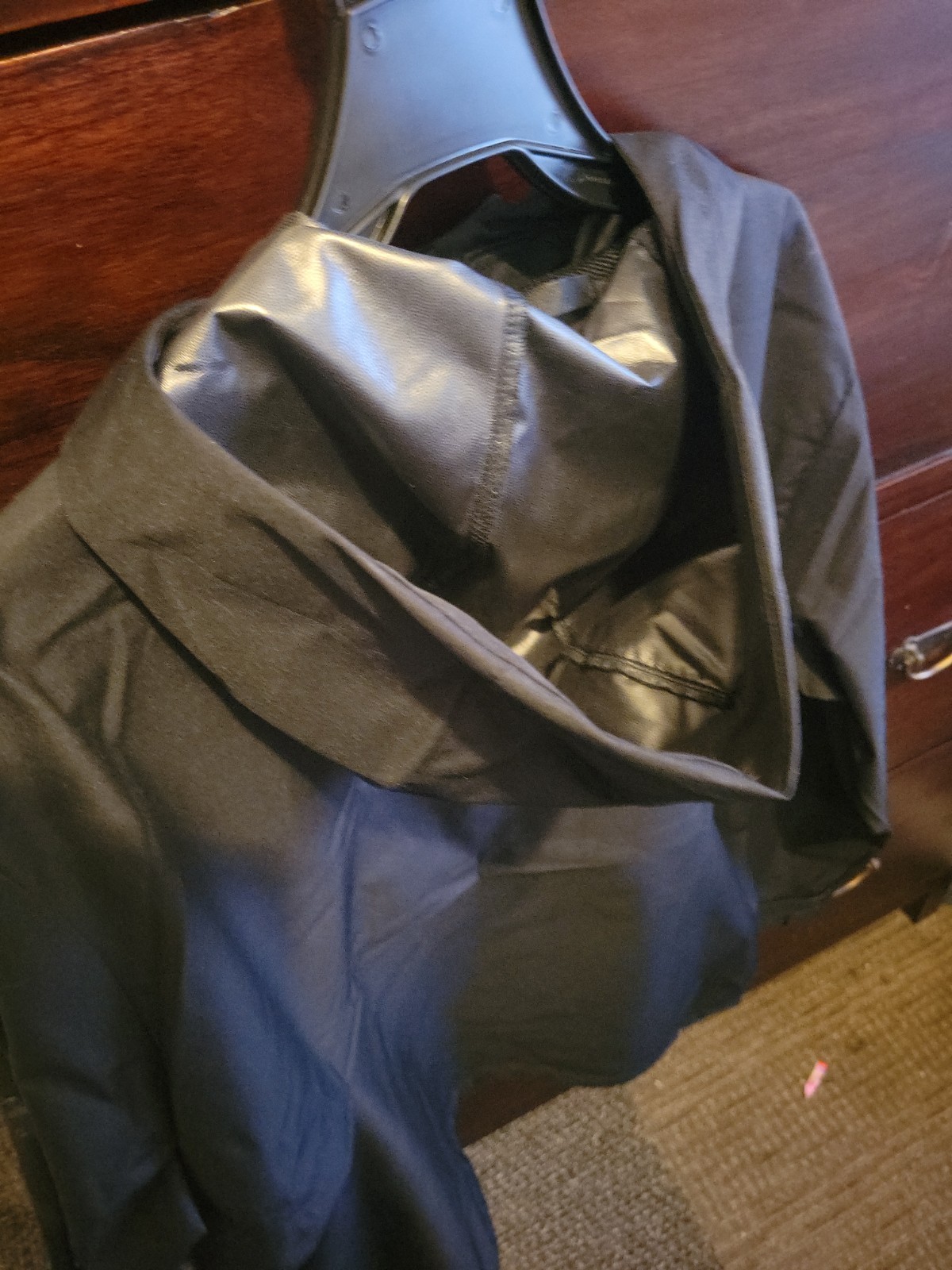Ozark Trail Outdoor Equipment Rain Jacket Size L Black