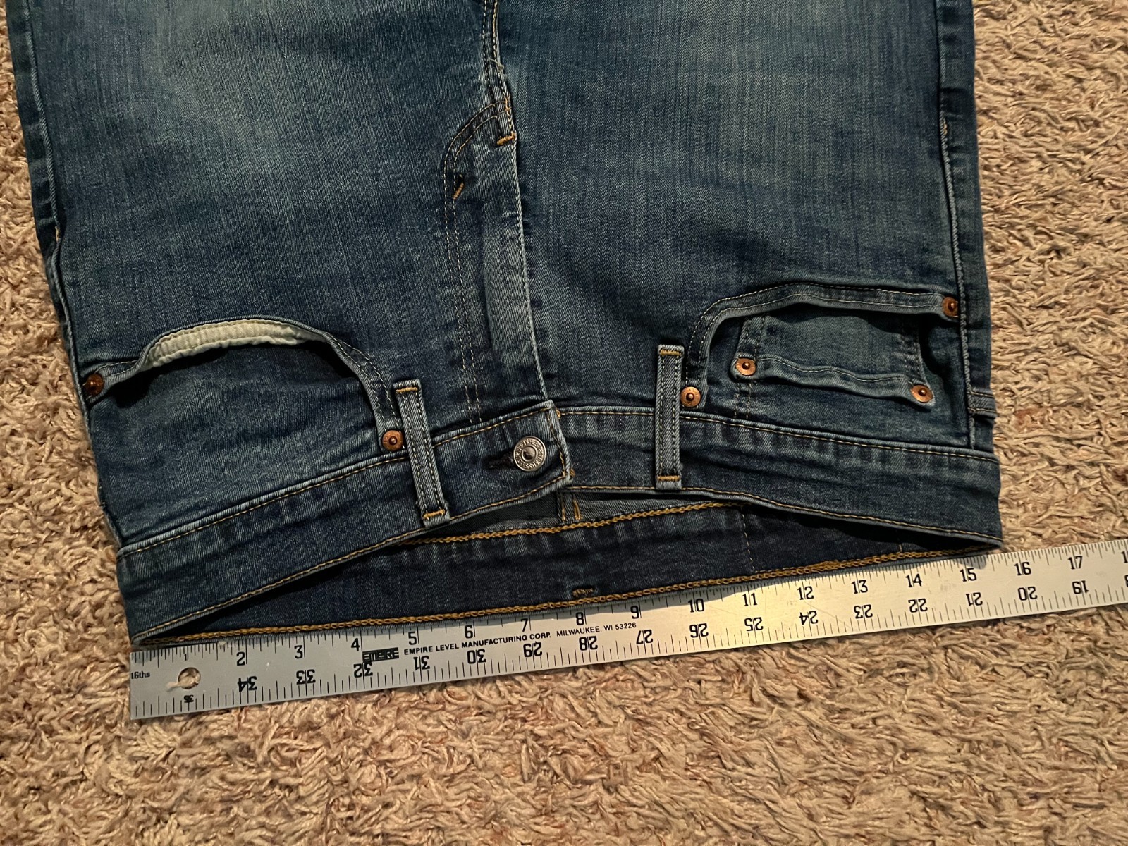 EUC Levi’s 502 Jeans Regular Fit Tapered Mens tag=31×32 (MEASURED 31×29) (9632)
