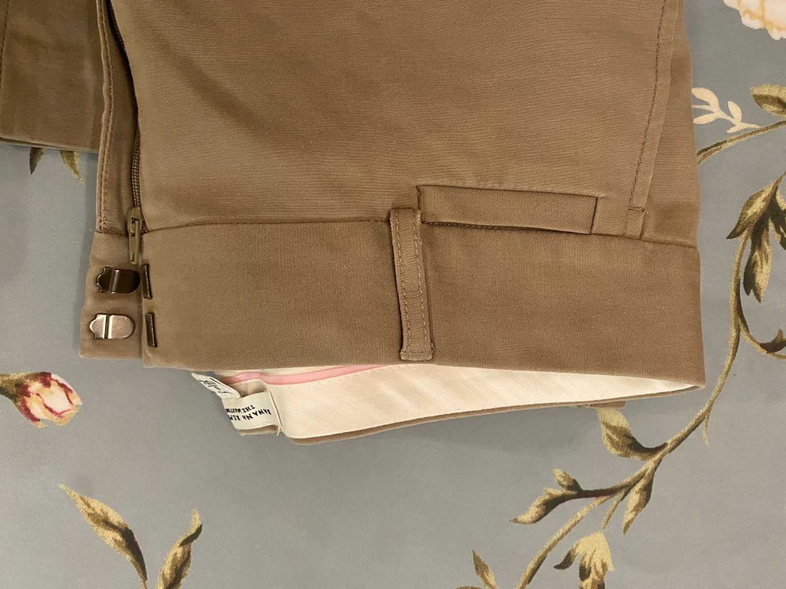 Banana Republic The Martin Fit Beige Stretch Lined Flare Dress Pants Size 8