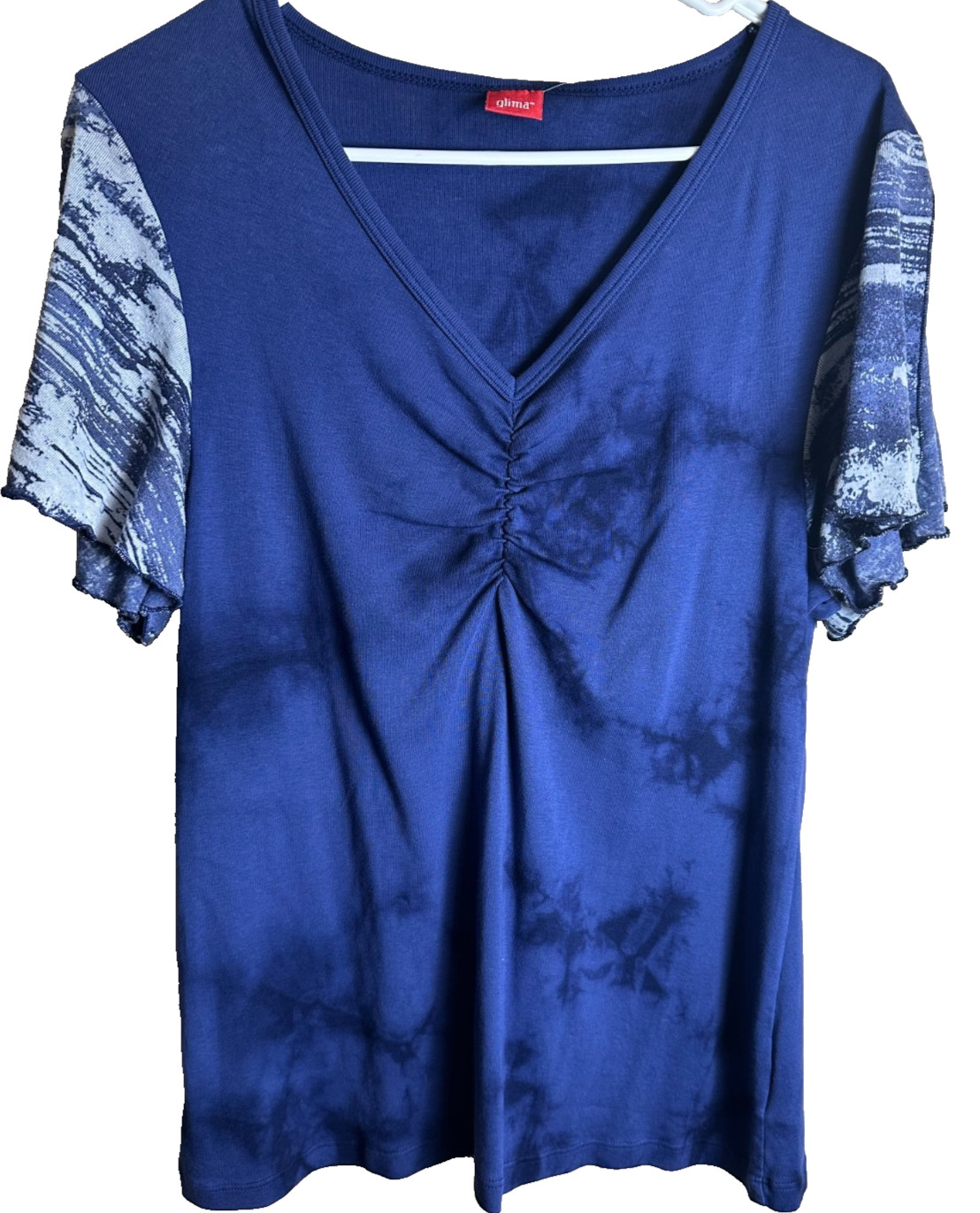 Glima Women’s Navy Top Short Sleeves Unseamed Along Top V Neck Large NWT