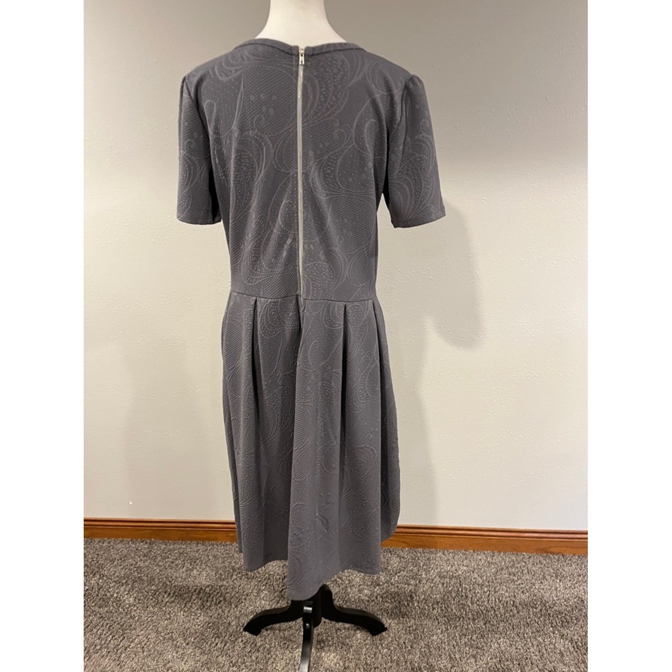LuLaRoe Amelia Paisley print short sleeve Dress size 2XL