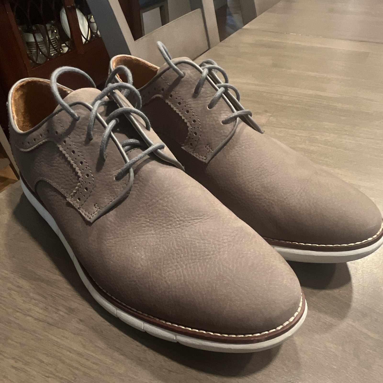 Johnston & Murphy Men’s Gray Suede Derby Lace-Up Round Toe Dress Shoes 10M
