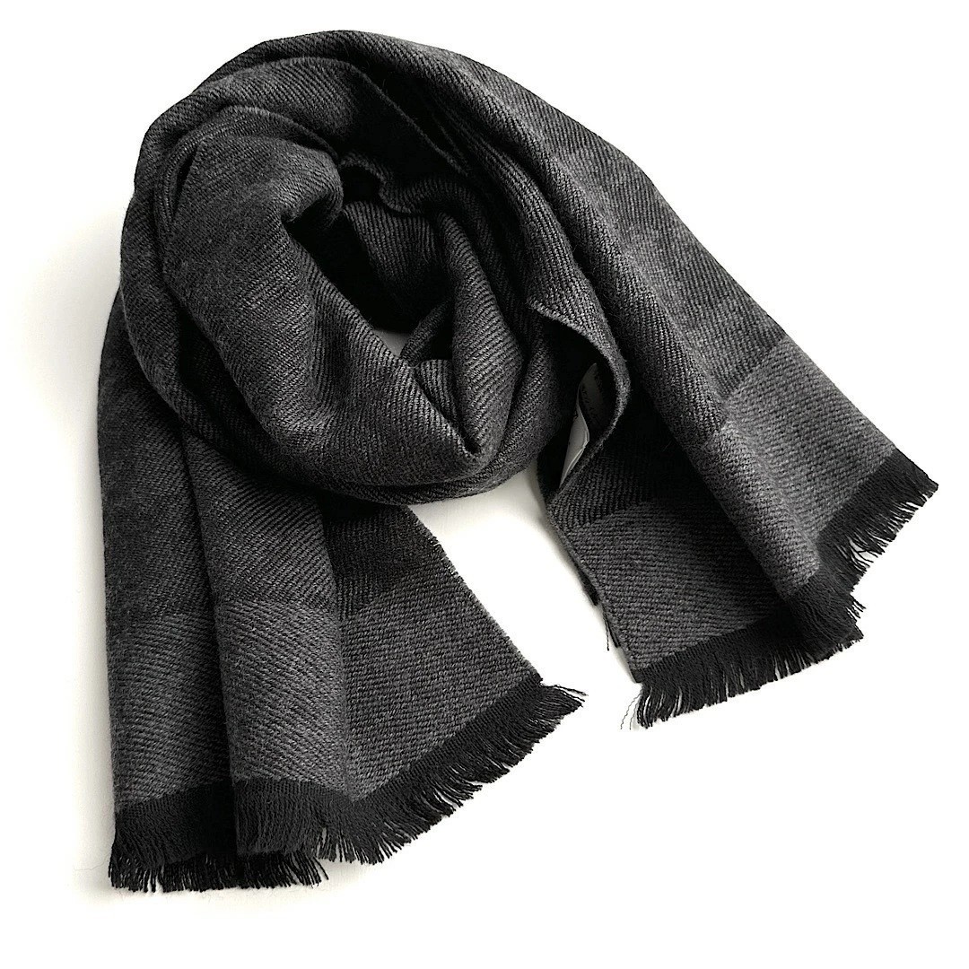 D’URBAN Gray 100% Wool Scarf Houndstooth Made in Italy NWT