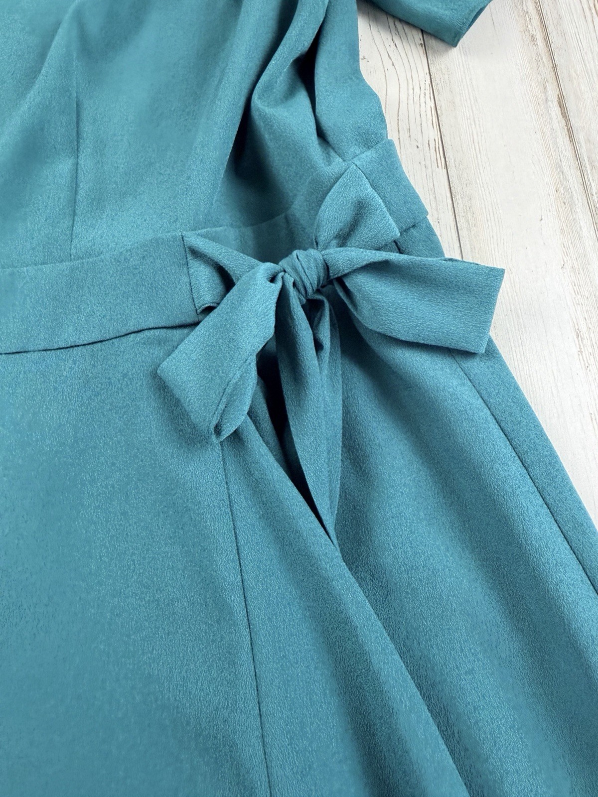Alex Marie wrap dress Ruffled Hem Flutter Sleeves Teal Women’s Size 16