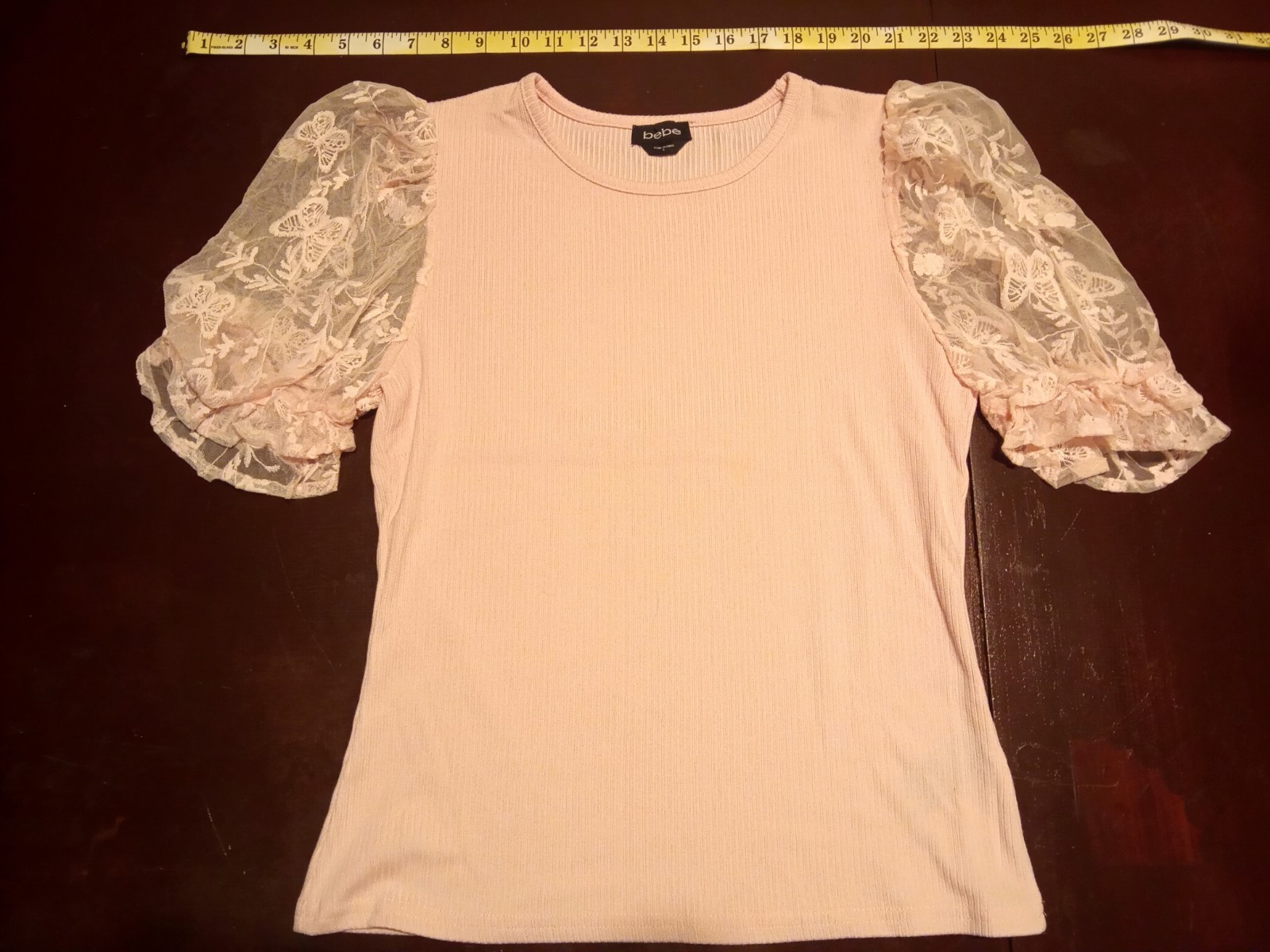 bebe Women’s Ribbed Knit T-Shirt Lace Ruffle Puff Sleeves Pink Round Neck L