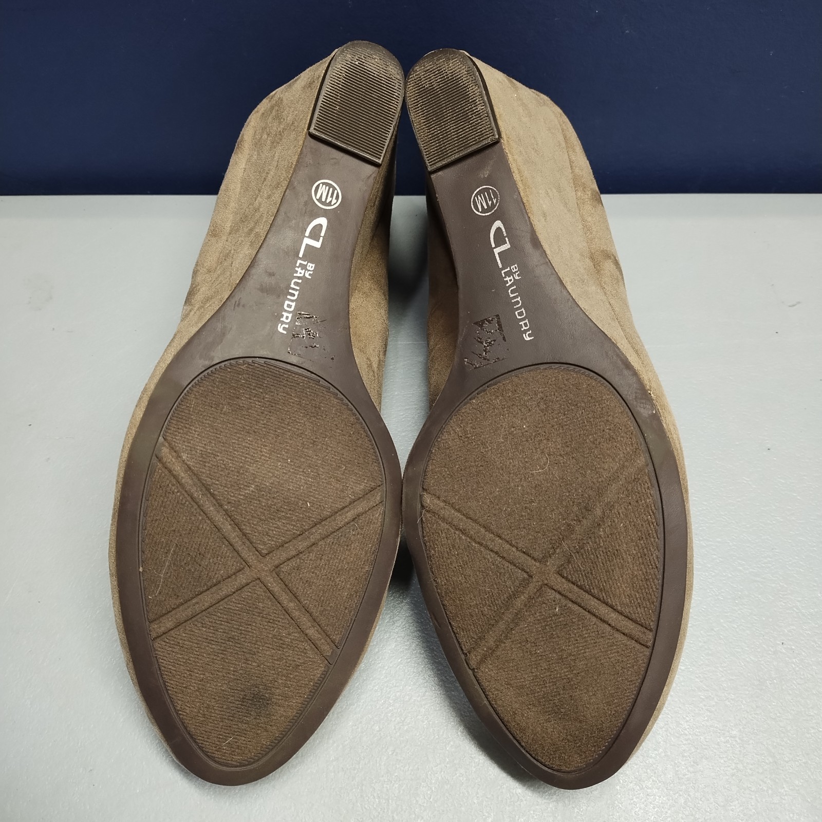 CL by Laundry Nima Wedge Pumps Womens US Size 11M Brown Suede Almond Toe Slip On