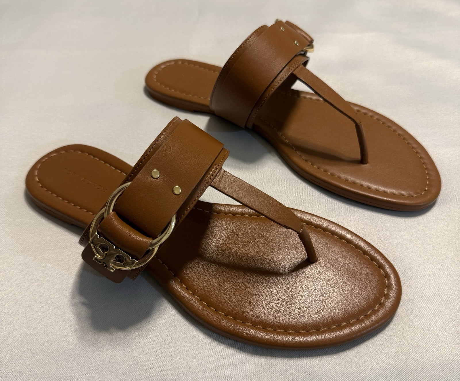 Tory Burch Tan Masden Flats sandals . Size – 9.5M