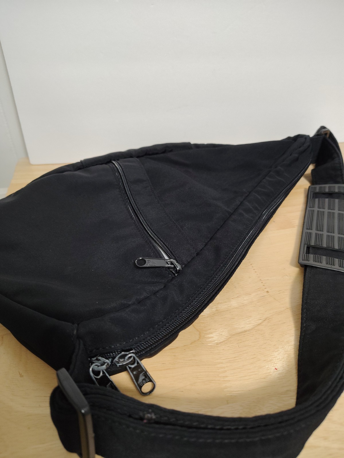 AmeriBag Healthy Back Bag Black Nylon Sling Backpack Shoulder Bag Medium B75