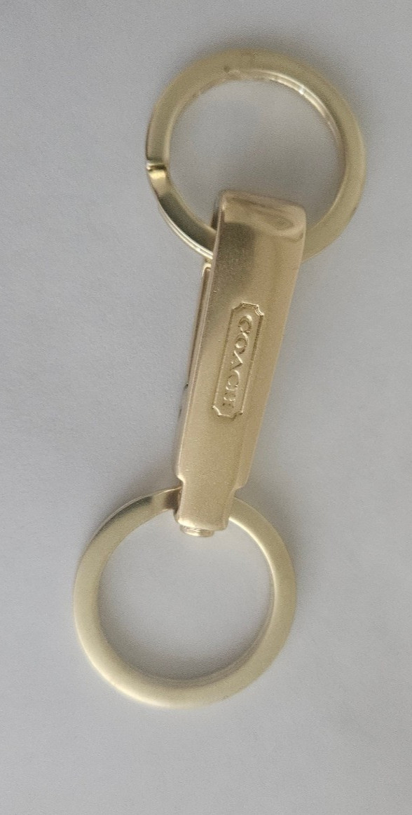 NEW COLLECTIBLE COACH SIGNATURE WHEAT GOLD TONED VALET KEYRING MSRP $125