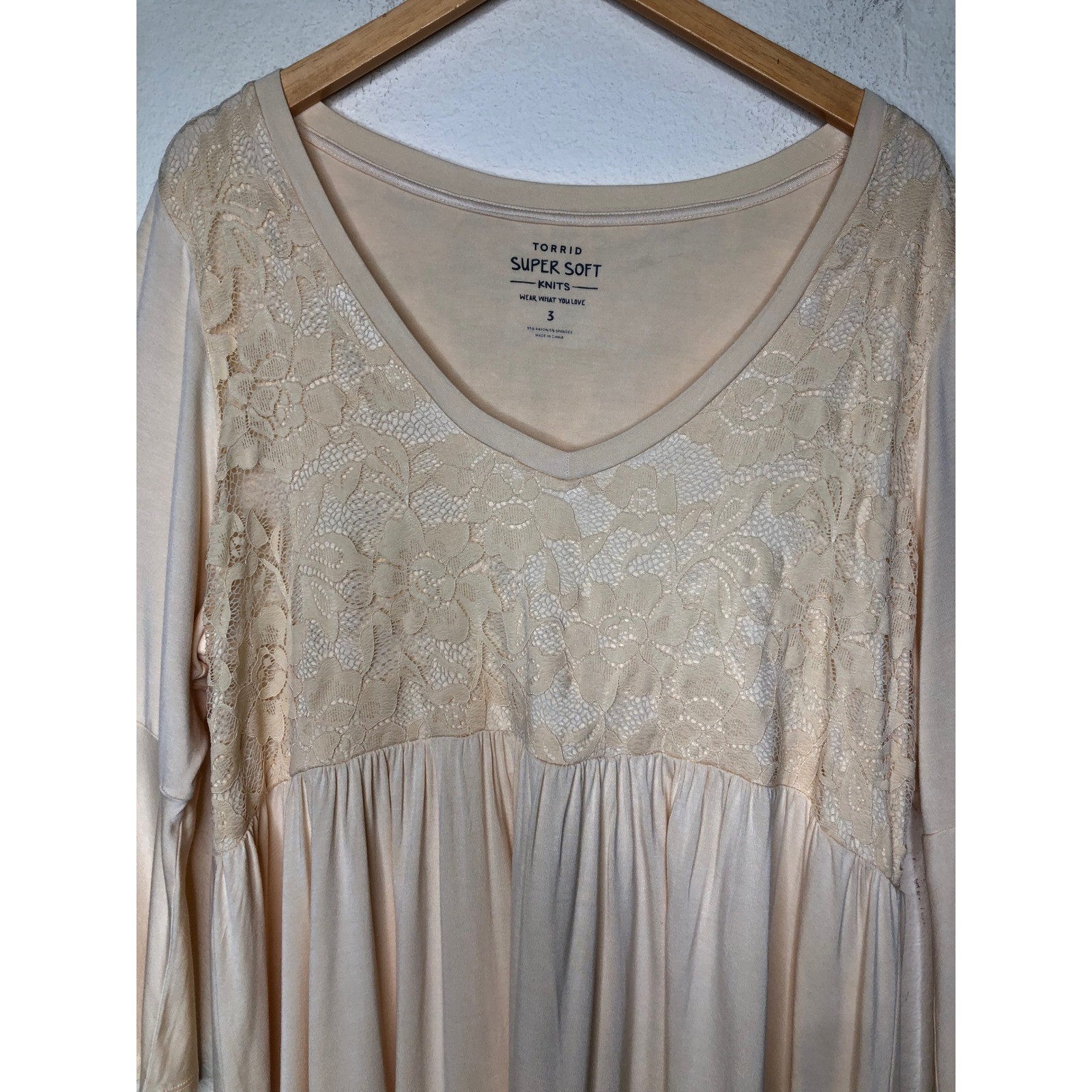 Torrid Super Soft Knits Babydoll Knit V-Neck Lace Flare Sleeve Top 3X Romantic