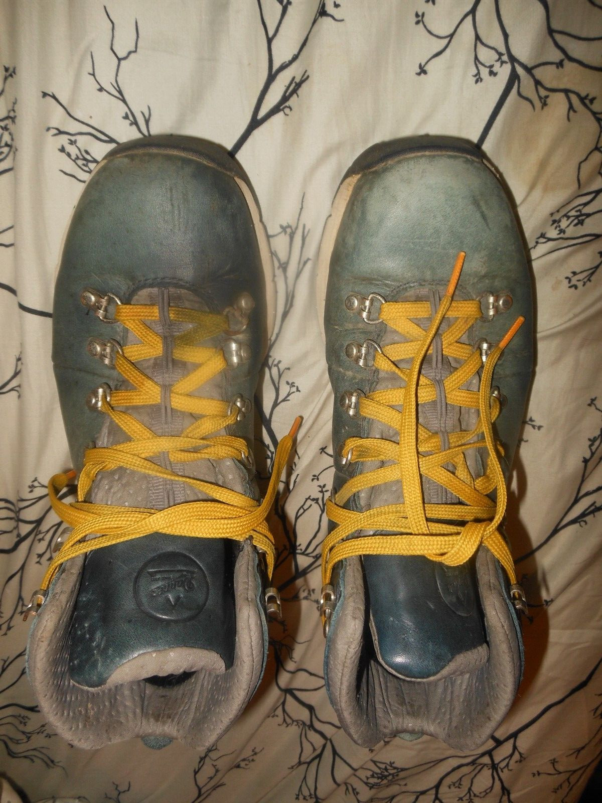 MENS SIZE 6D DANNER VIBRAM BOOTS HIKING MOUNTAIN 600 NAVY LEATHER 4.5″ BACK