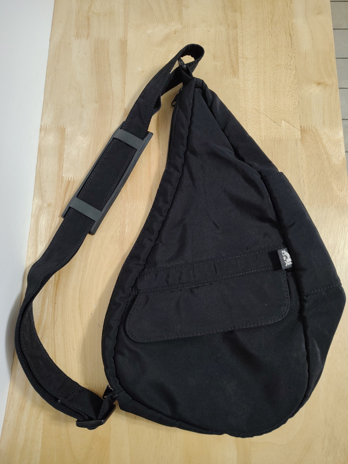 AmeriBag Healthy Back Bag Black Nylon Sling Backpack Shoulder Bag Medium B75