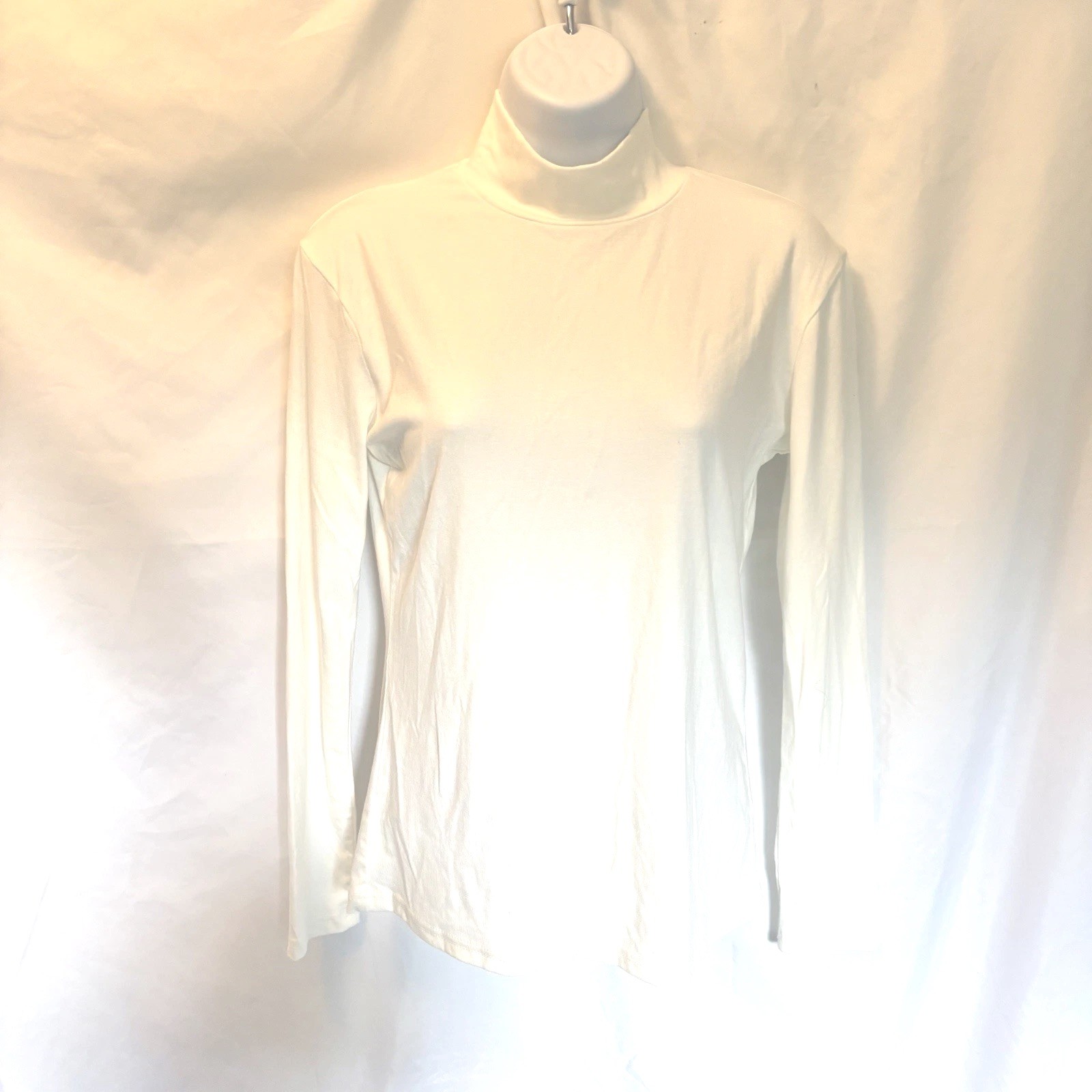Stretch Closet Staple Mock Neck Top Long Sleeved Cotton Spandex Women’s M Cream
