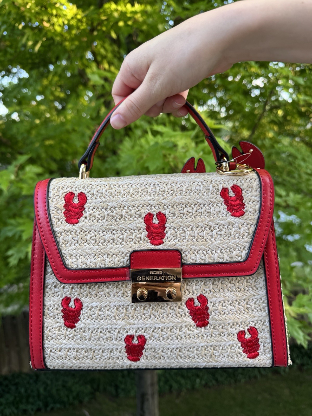 Lobster Crossbody Bag lobster charm detachable strap BCBGENERATION NEW