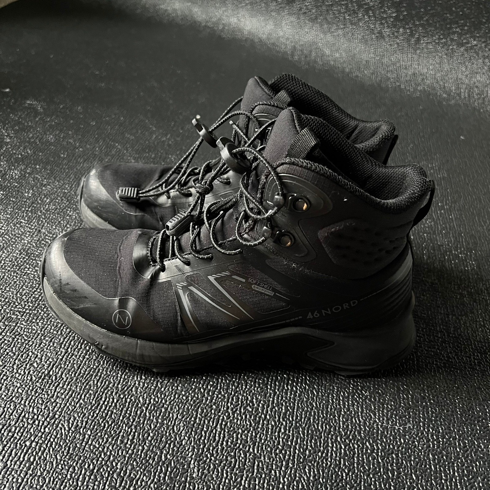 46 Nord Mens Hiking Boots Soft Shell Waterproof Bungee Laces US 7 EU 39 Gorpcore