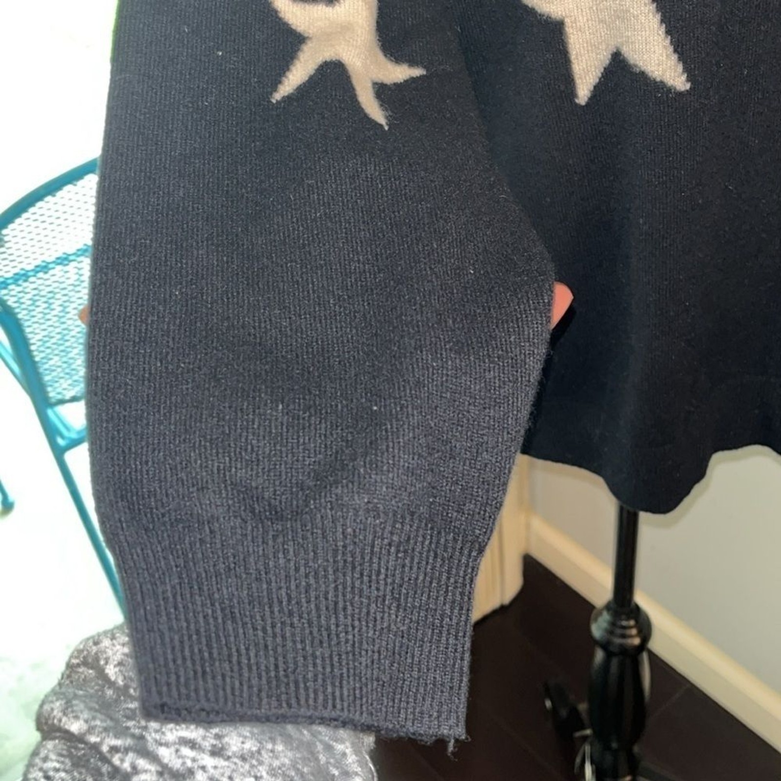 STAR PATTERN CASHMERE SWEATER IN BLACK- IVORY STARS