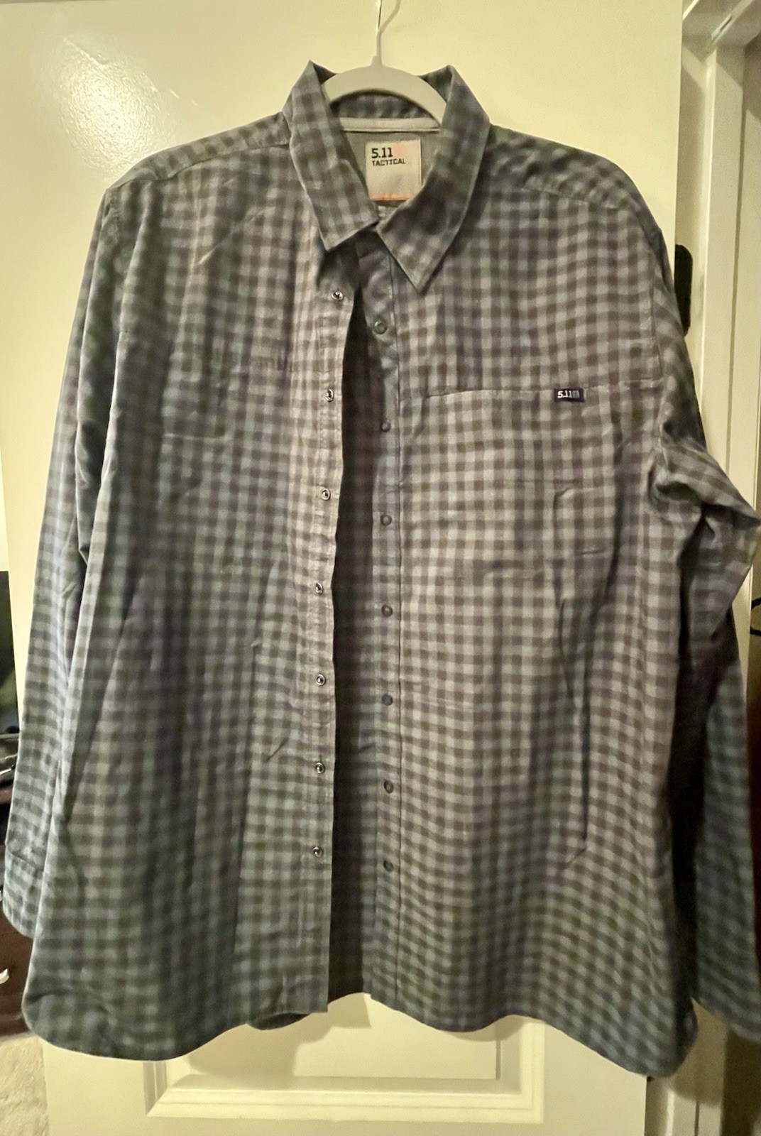 5.11 Men’s Long Sleeve Tactical Snap Button Shirt Size Large