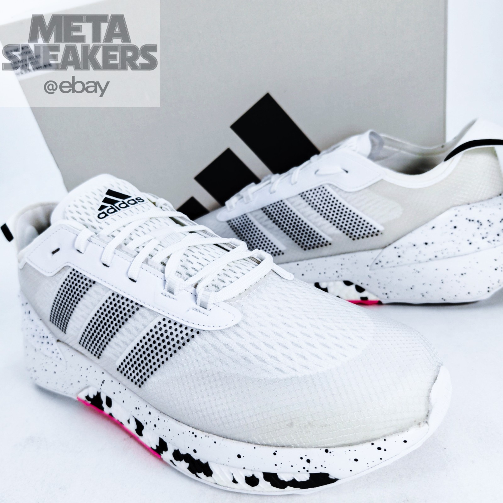 Adidas Avryn US 13 Men’s White Black Pink Retro Runner Comfort Boost Bounce NIB