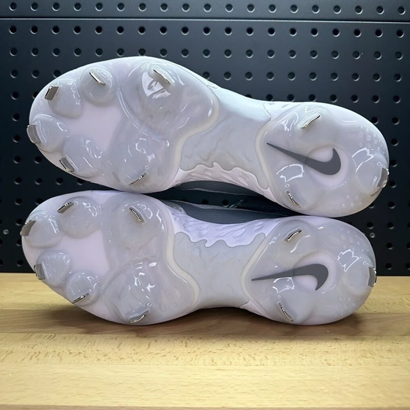 Nike Alpha Huarache Elite 4 Mid Baseball Cleats Gray DJ6520-012 Men’s Size 11.5