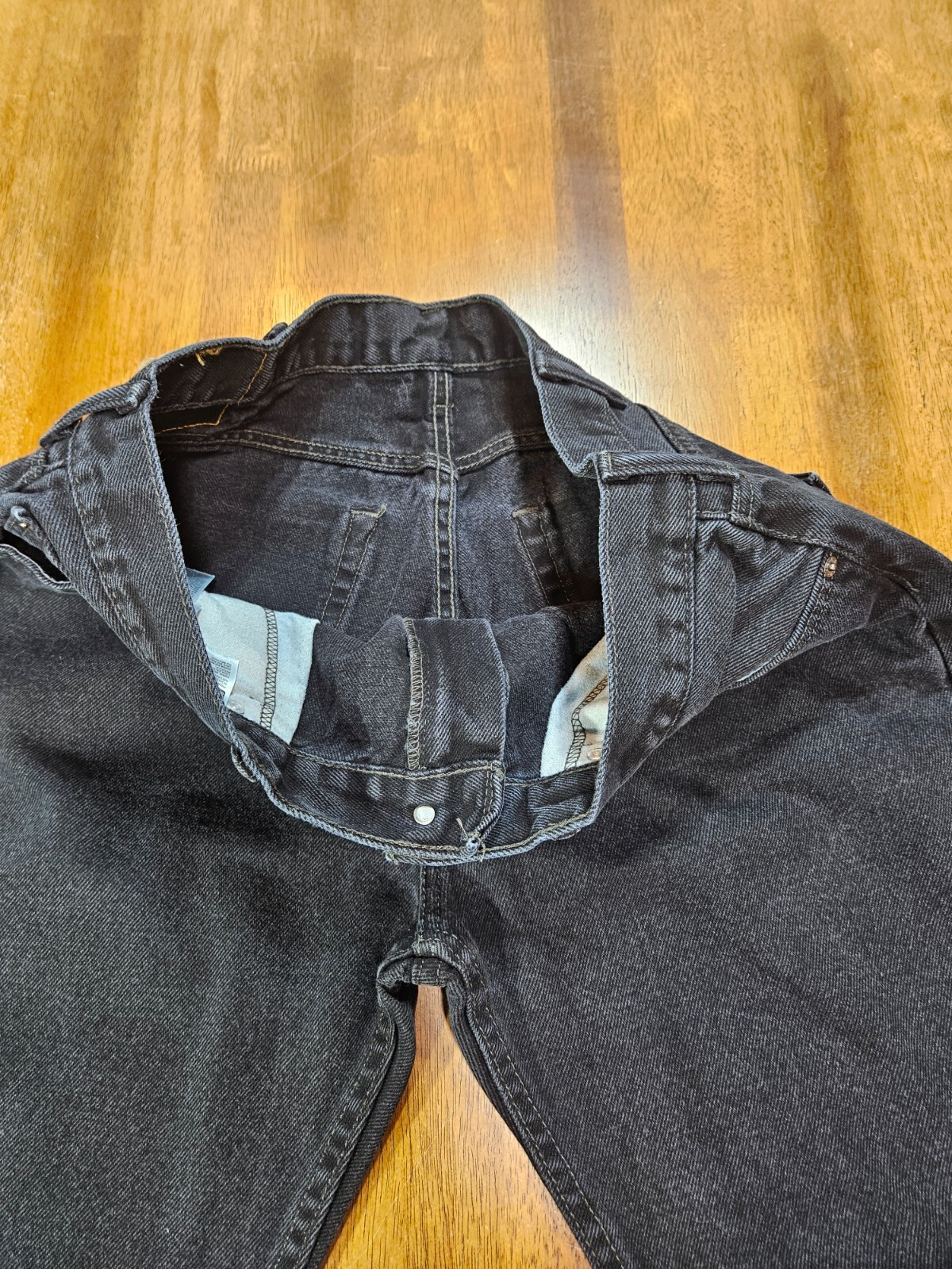Levi Strauss Denim Jeans 505 Mens Size 38×32 Zipper Button Pockets Dark Wash