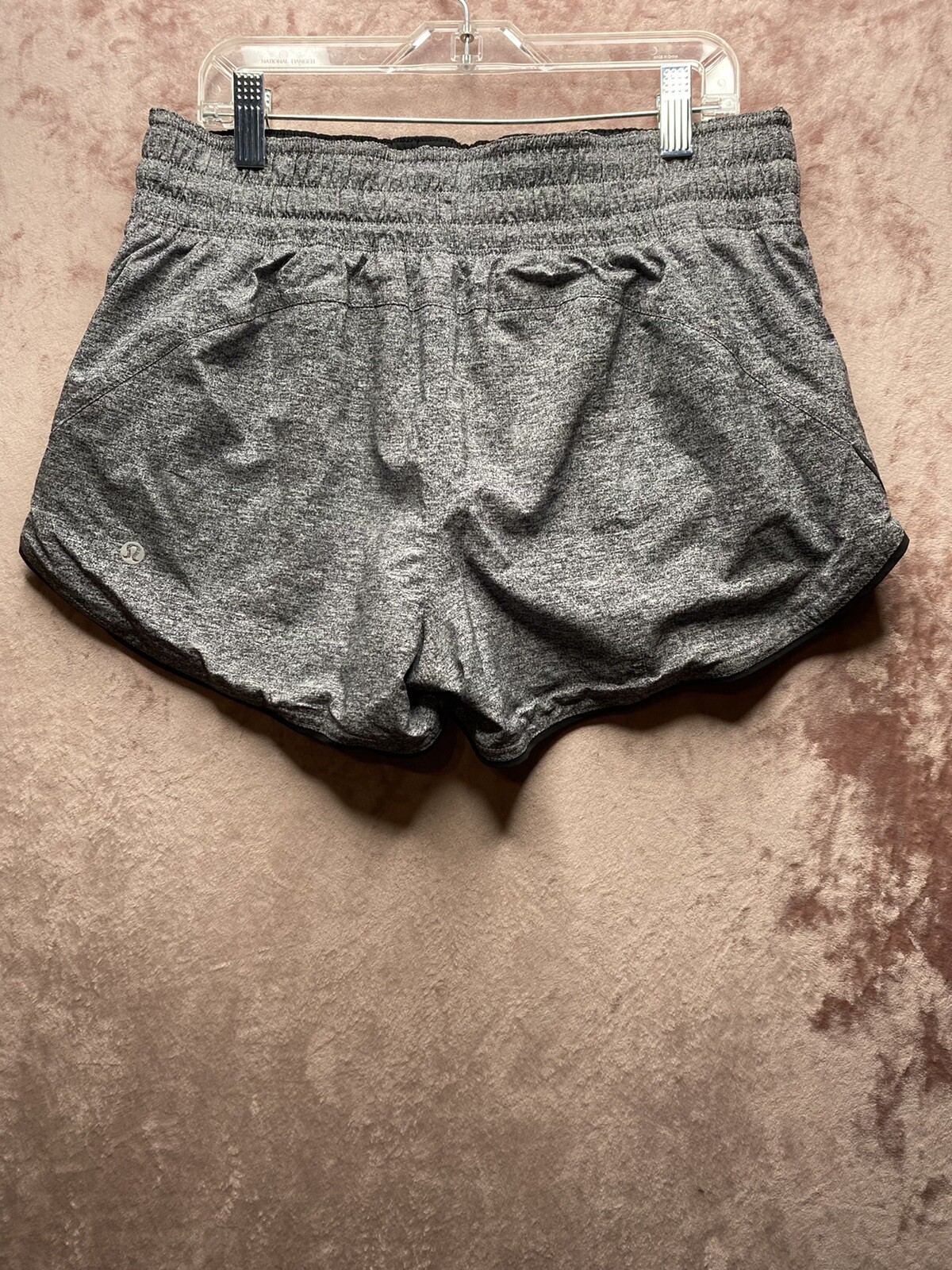 NWOT Lululemon Choose A Side Short *3″ Heather Lux Multi Black / Black | SIZE: 6