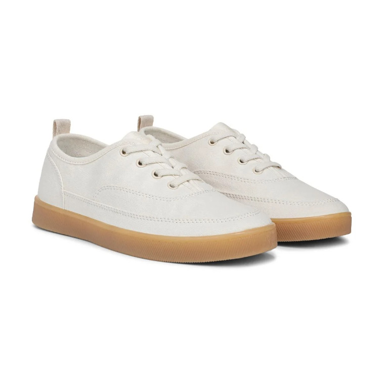NEW VIONIC Women’s Beach Cyan Slip On Sneaker, Ivory (Medium)- No Import Fees