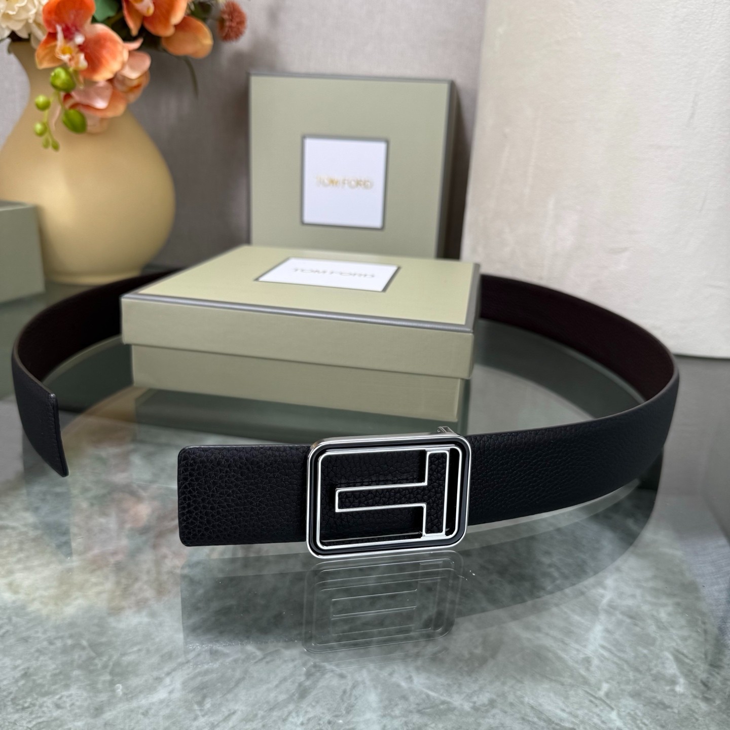 Authentic Tom Ford Reversible Leather T-Buckle Belt Luxury Designer Fashion