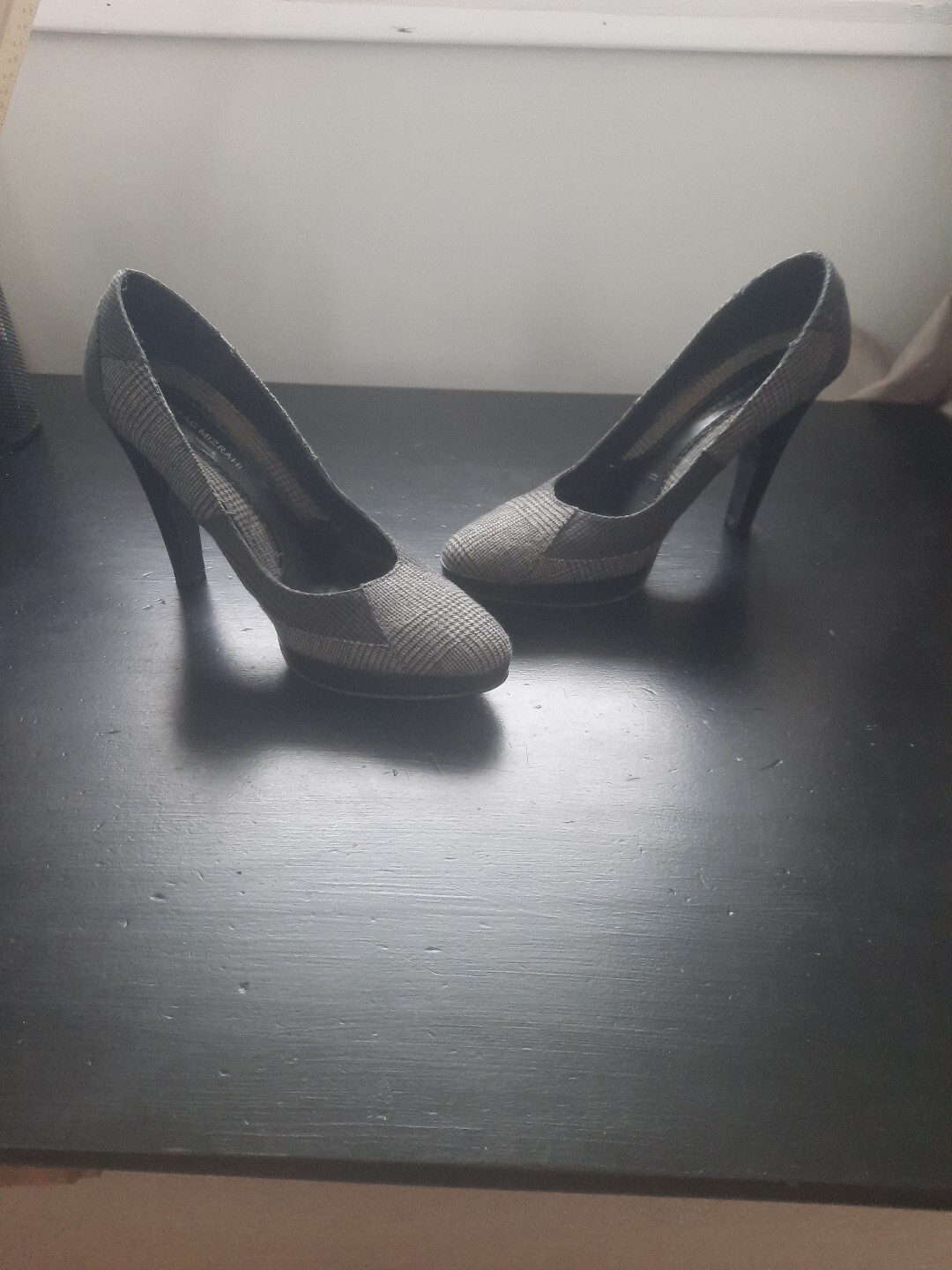 Isaac Mizrahi , Andrea Plaid Tweed Gray Black Heels Pumps – 8.5 exc con