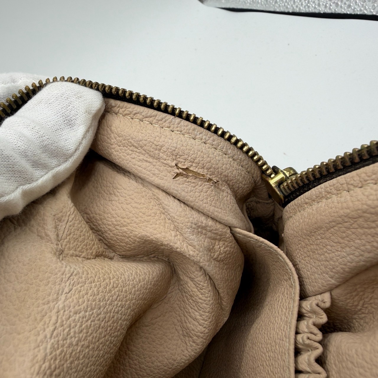 Auth Louis Vuitton Monogram Trousse Toilette 28 M47522 Clutch Bag　（E149）