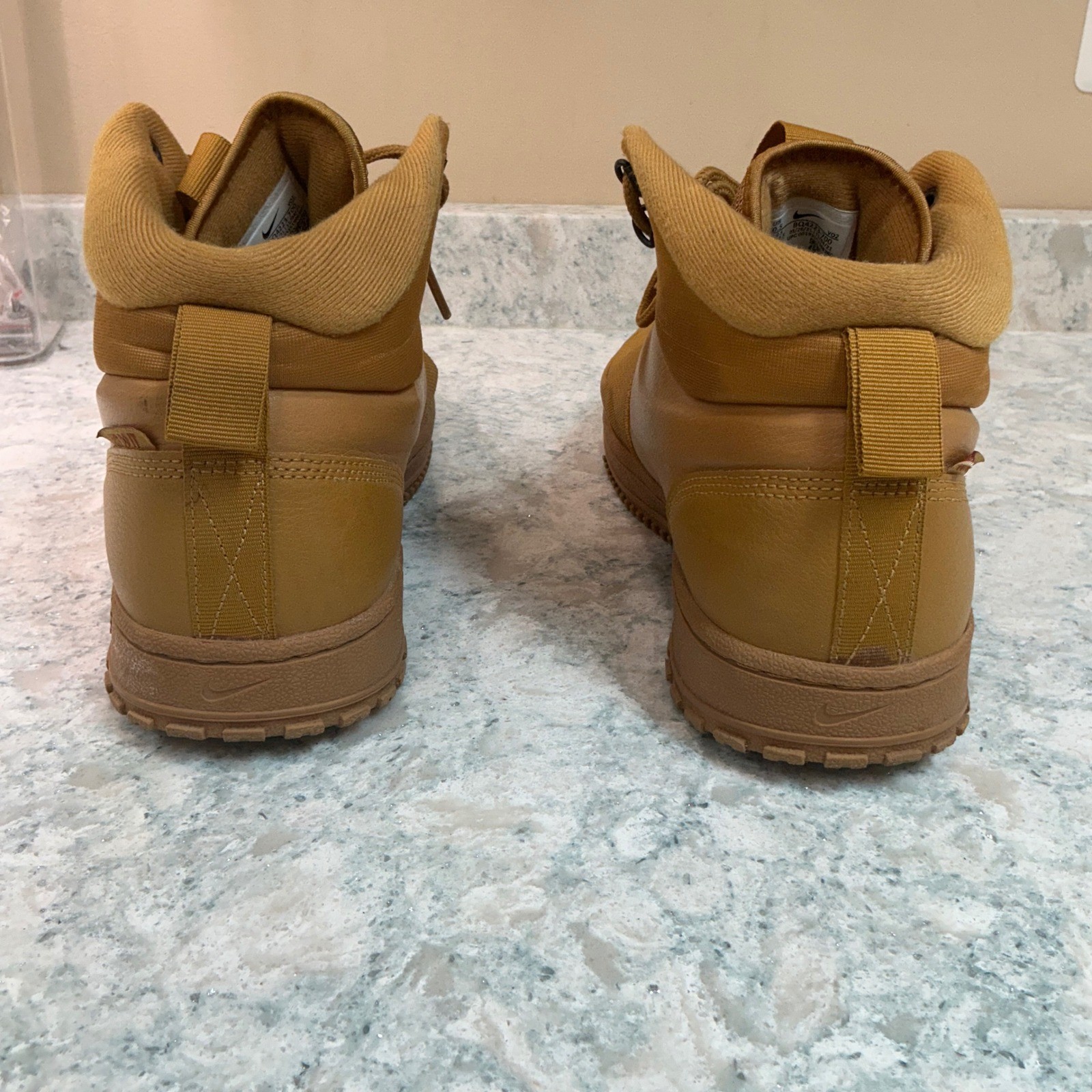 Nike Path Winter Wheat BQ4223-700 Men’s Size 10.5 Boots Sneakers Tan Brown