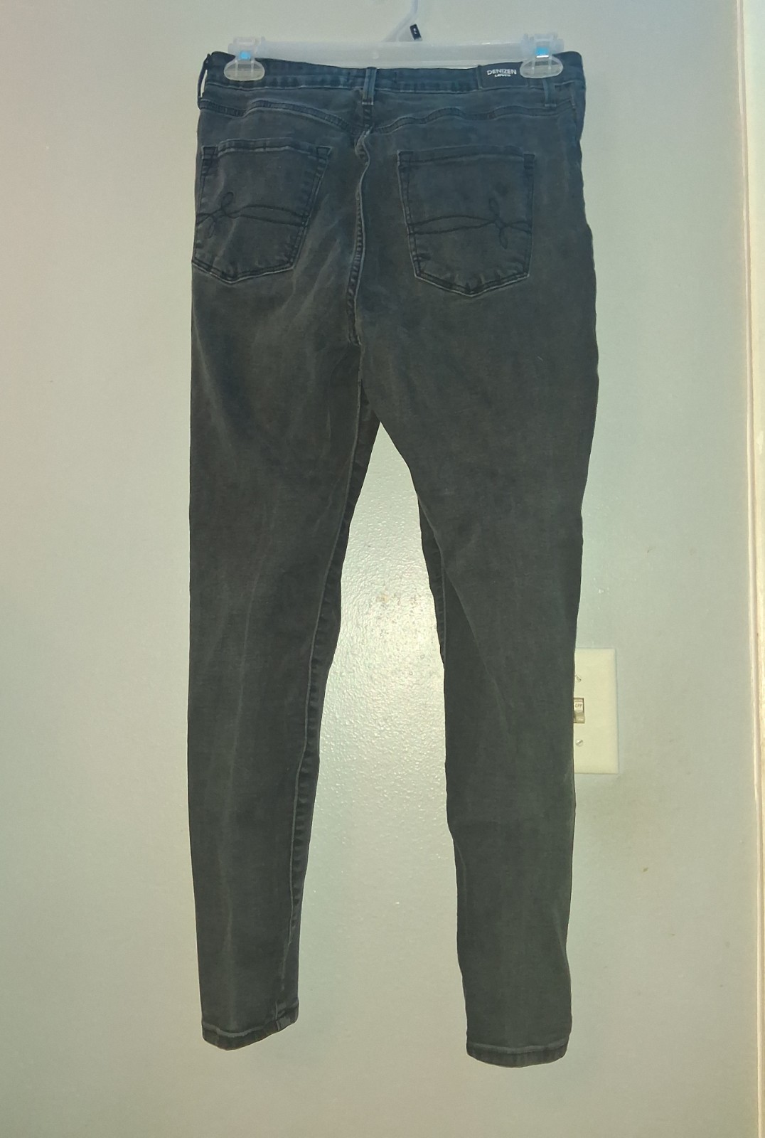 Denizen from Levi’s Dark Gray High Rise Skinny Stretch Jeans, 10 W30