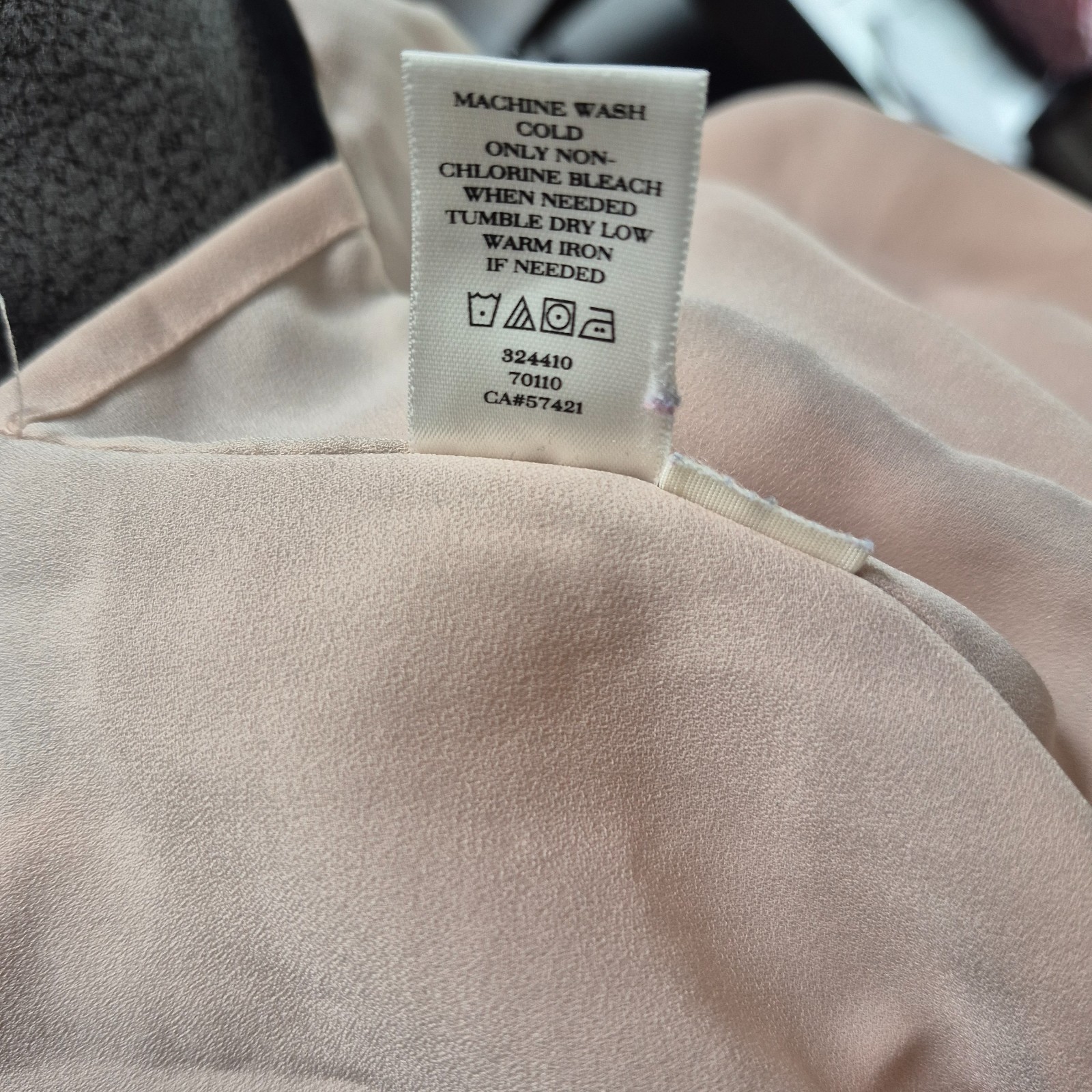 Ann Taylor Cream Contrast Trim Collared Front Button-Up Long Sleeve Blouse Sz s