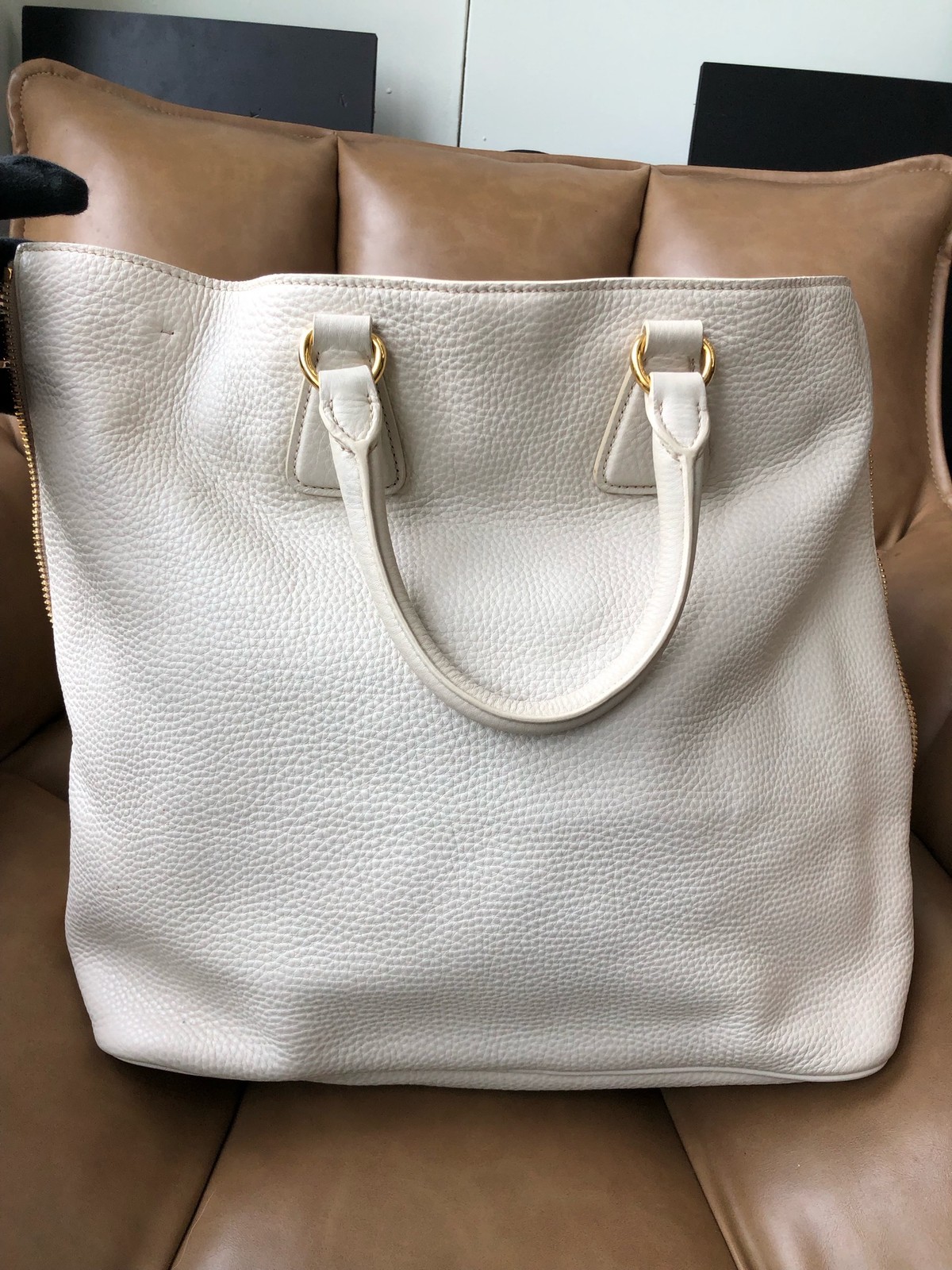 Prada Pre-Owned Authentic Satchel 35✖️34 Free Tracked Shipping