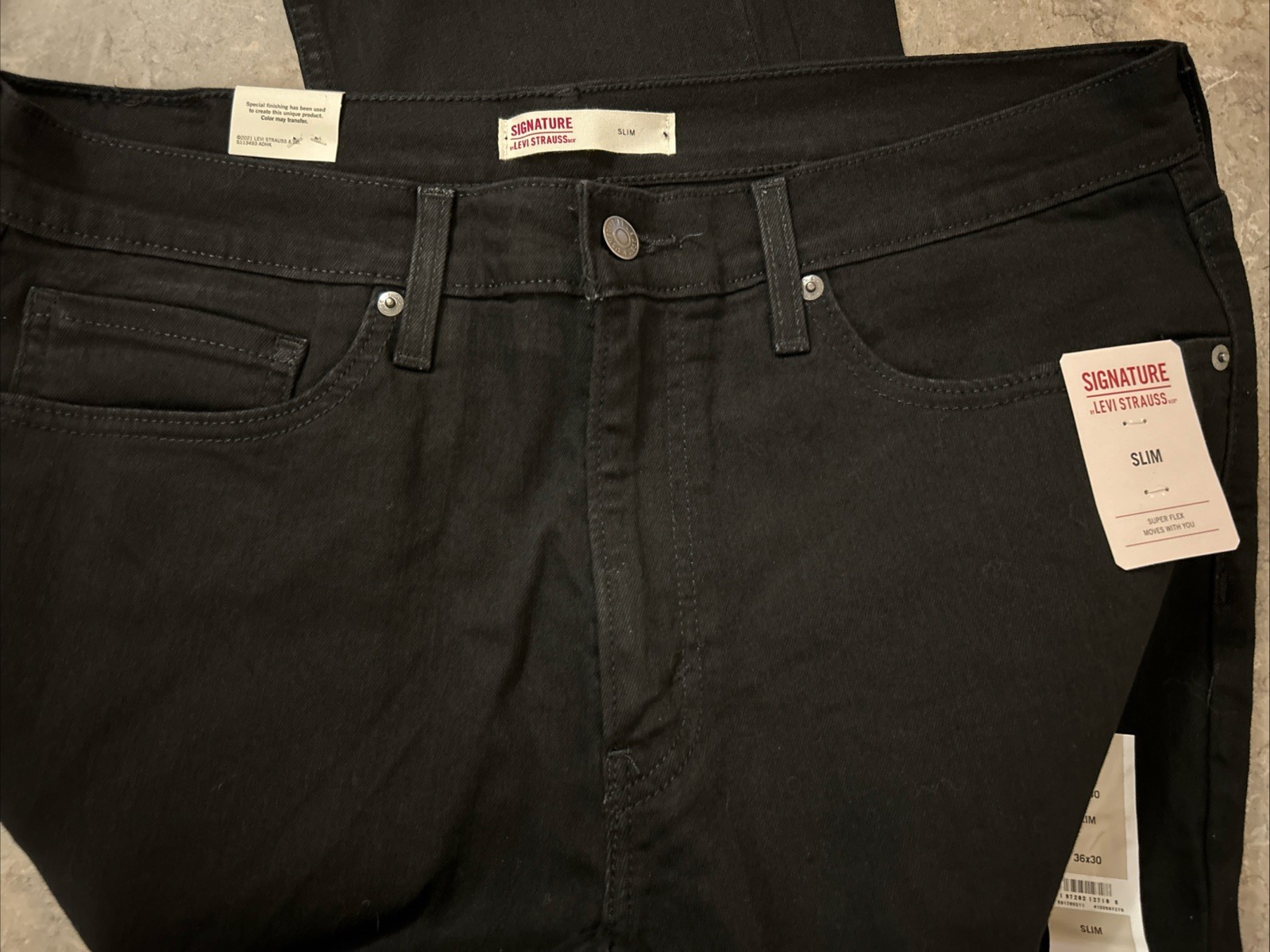Signature Levi Strauss Slim Men’s 36×30 Black Denim Jeans , New With Tags
