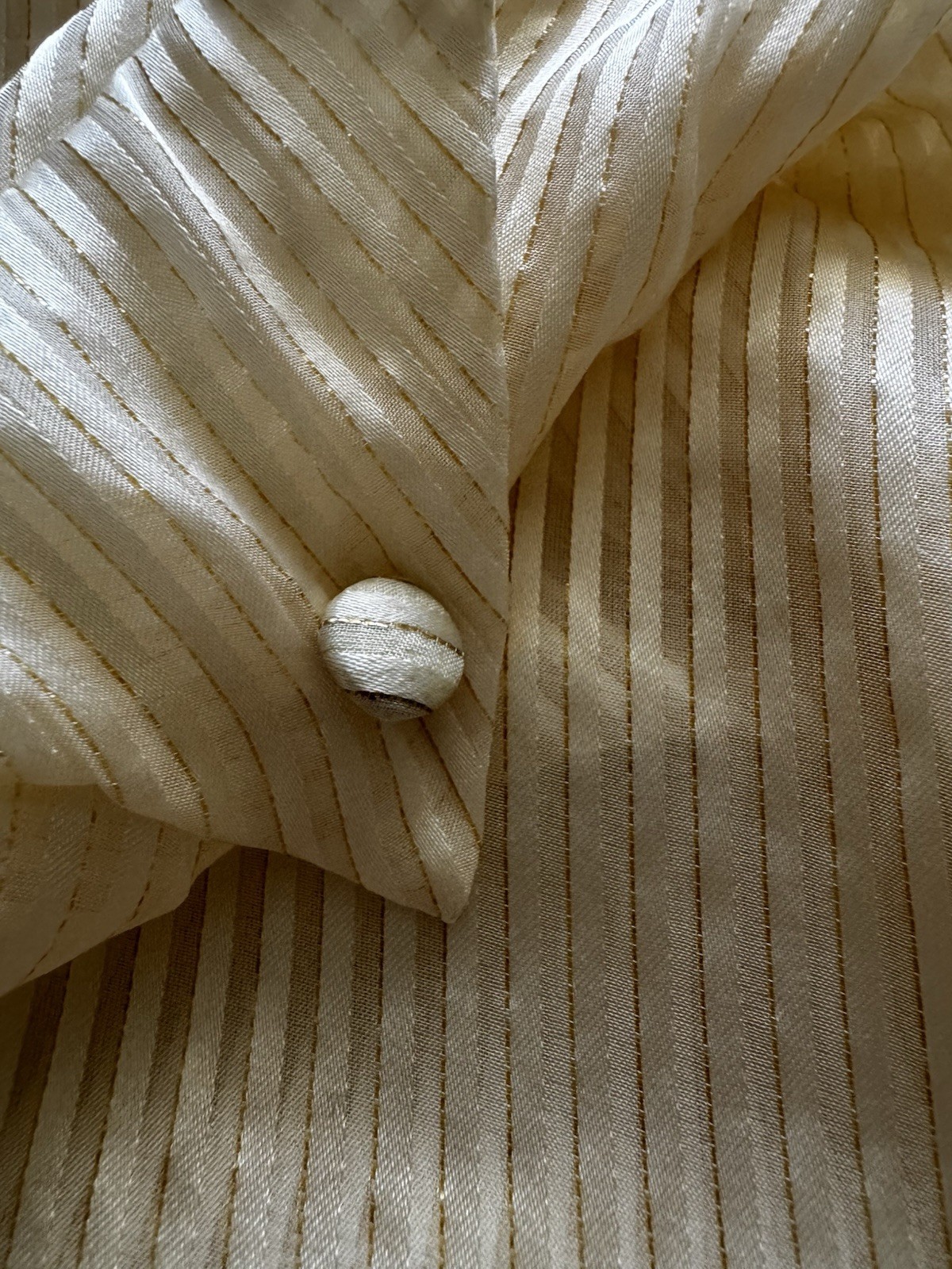 St. John 100% Silk Satin Sleeveless Collared Button-Up Striped Ivory 4