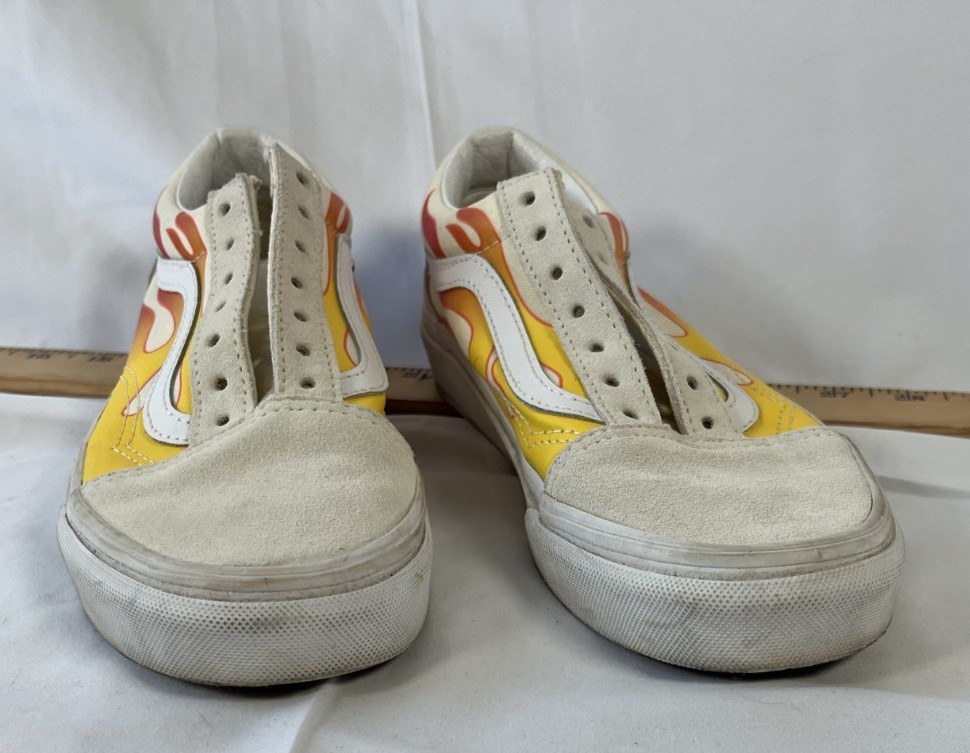 Vans Old Skool Low White Suede Orange Flame Men’s Size 4.5/Women’s 6