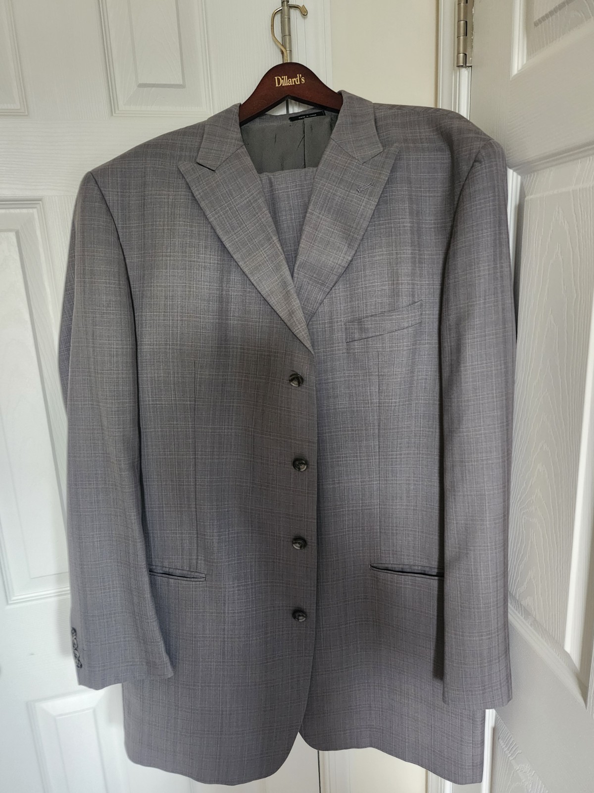 Gray Plaid 2-Piece Suit Men’s Size 50XL Big & Tall Single-Breasted 4-Button